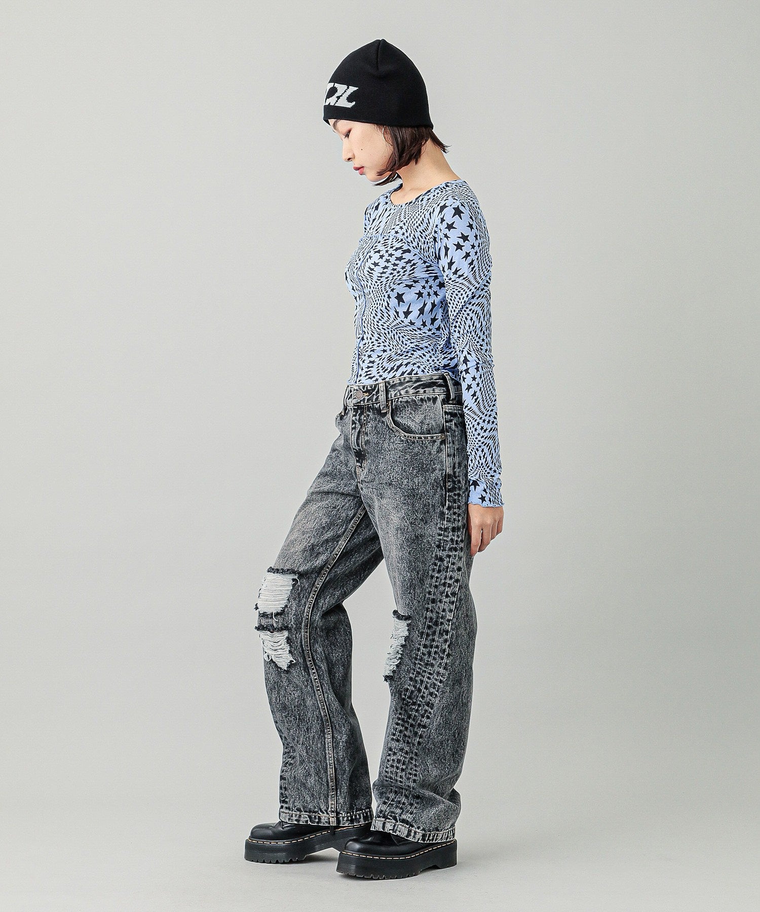 DISTRESSED LOOSE FIT DENIM PANTS