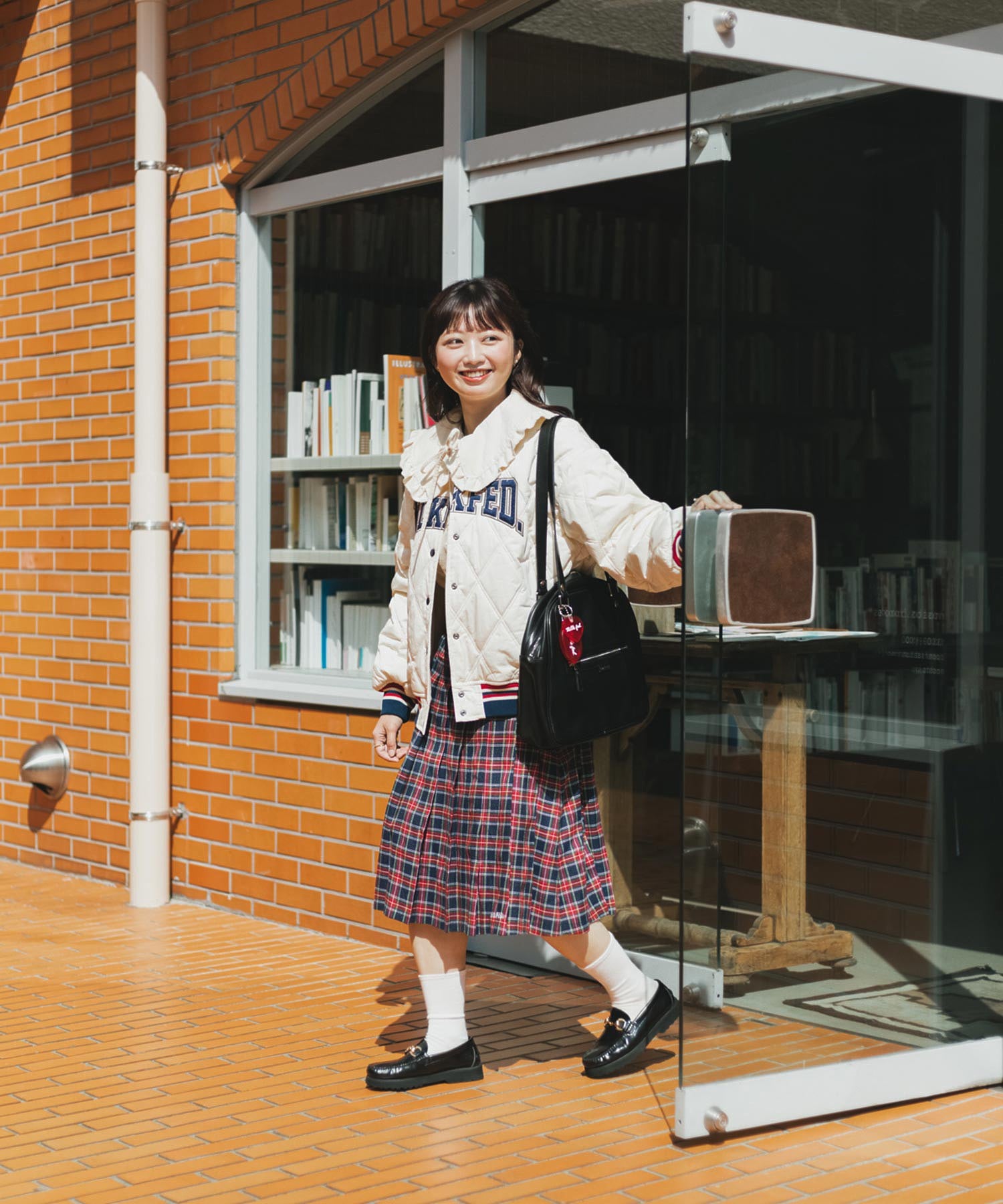 HEART CHARM BOSTON BAG