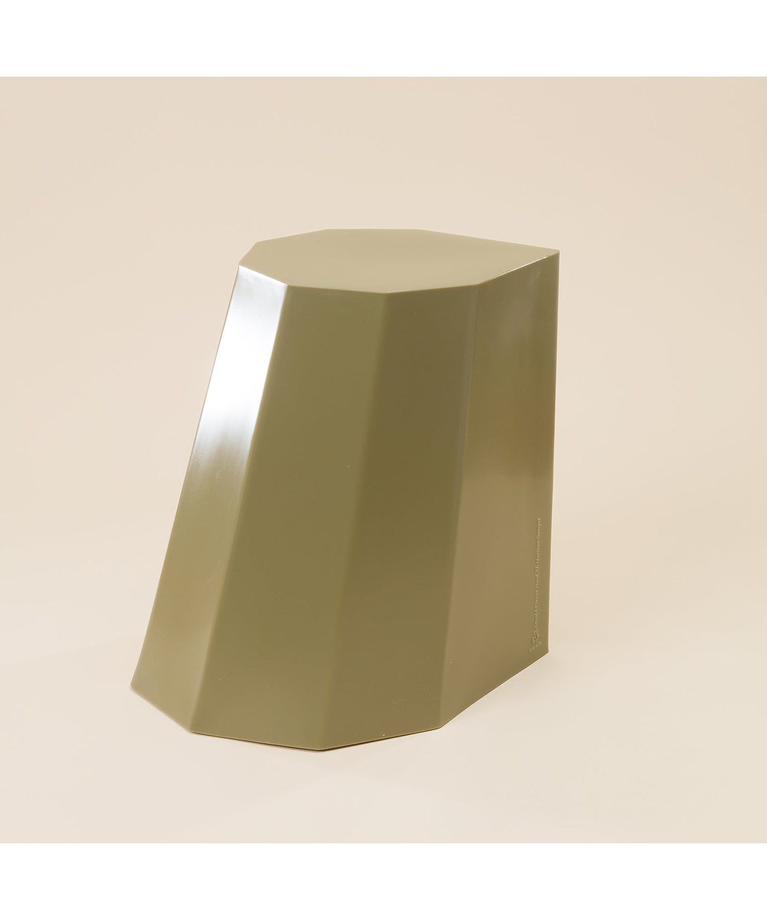 Arnold Circus Stool / Martino Gamper
