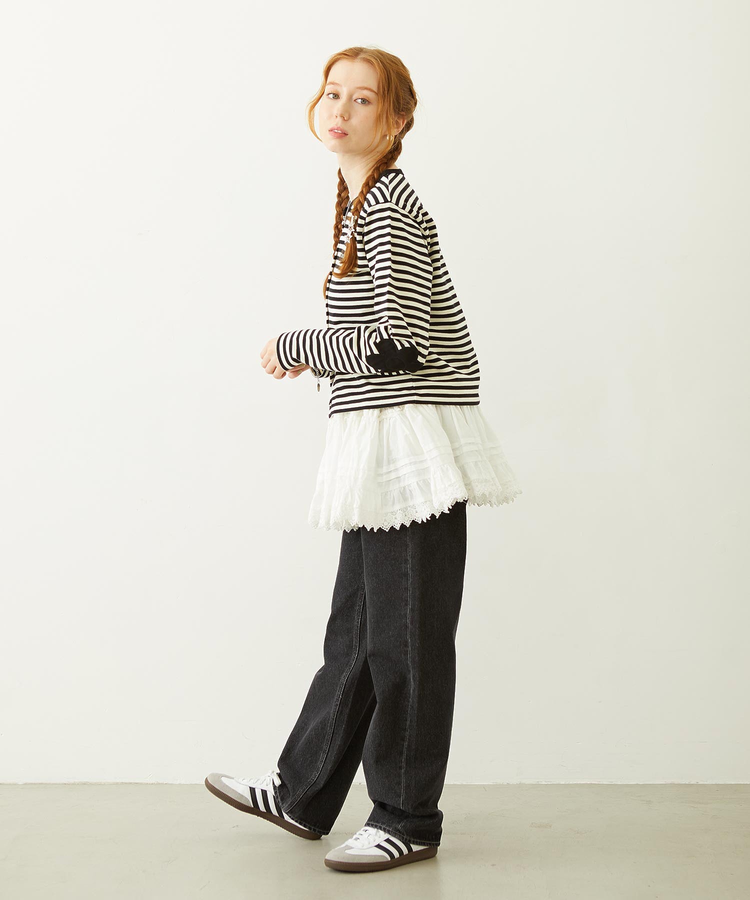 FLOWER ELBOW CARDIGAN