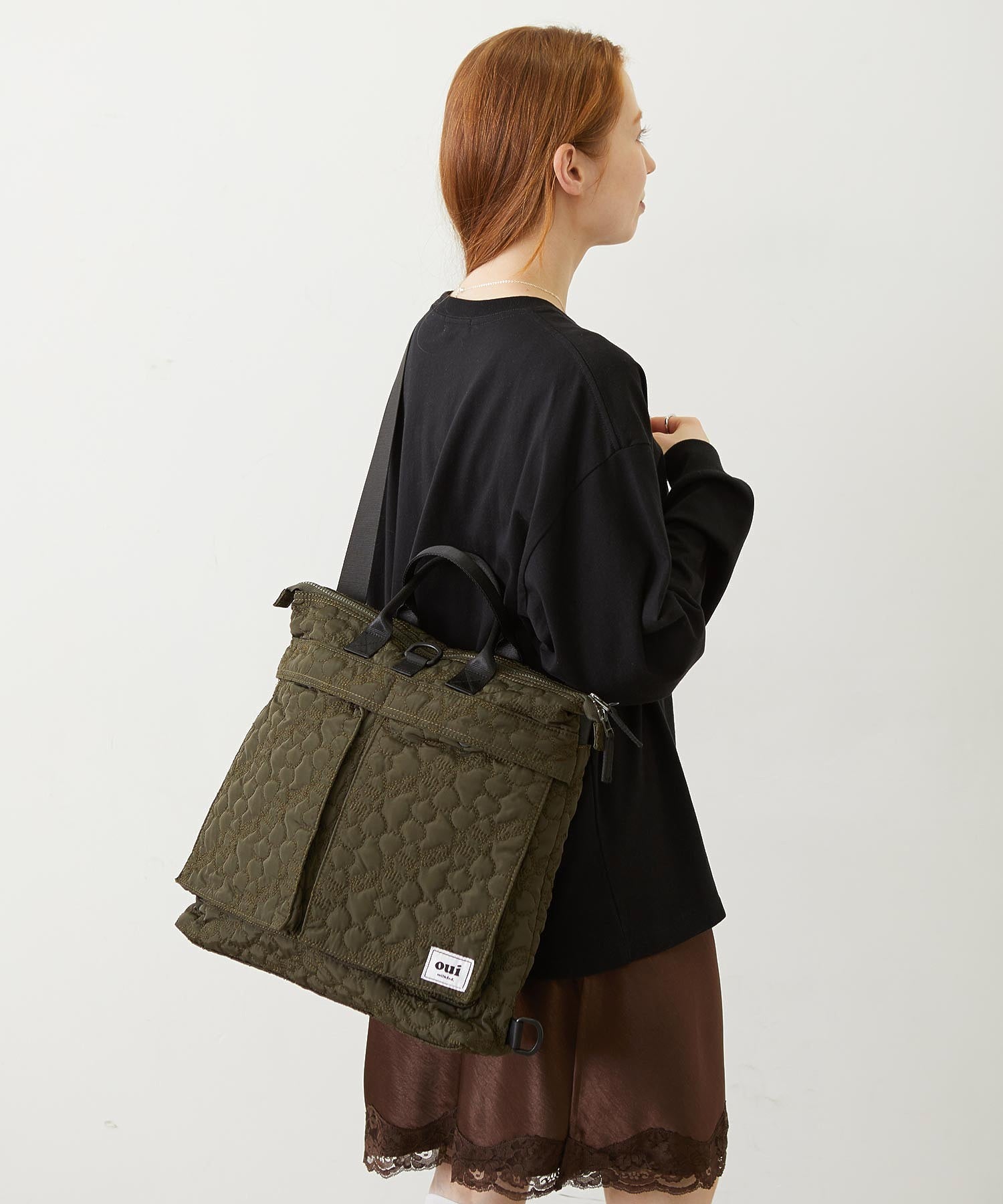 CHERRY QUILTED HELMET BAG