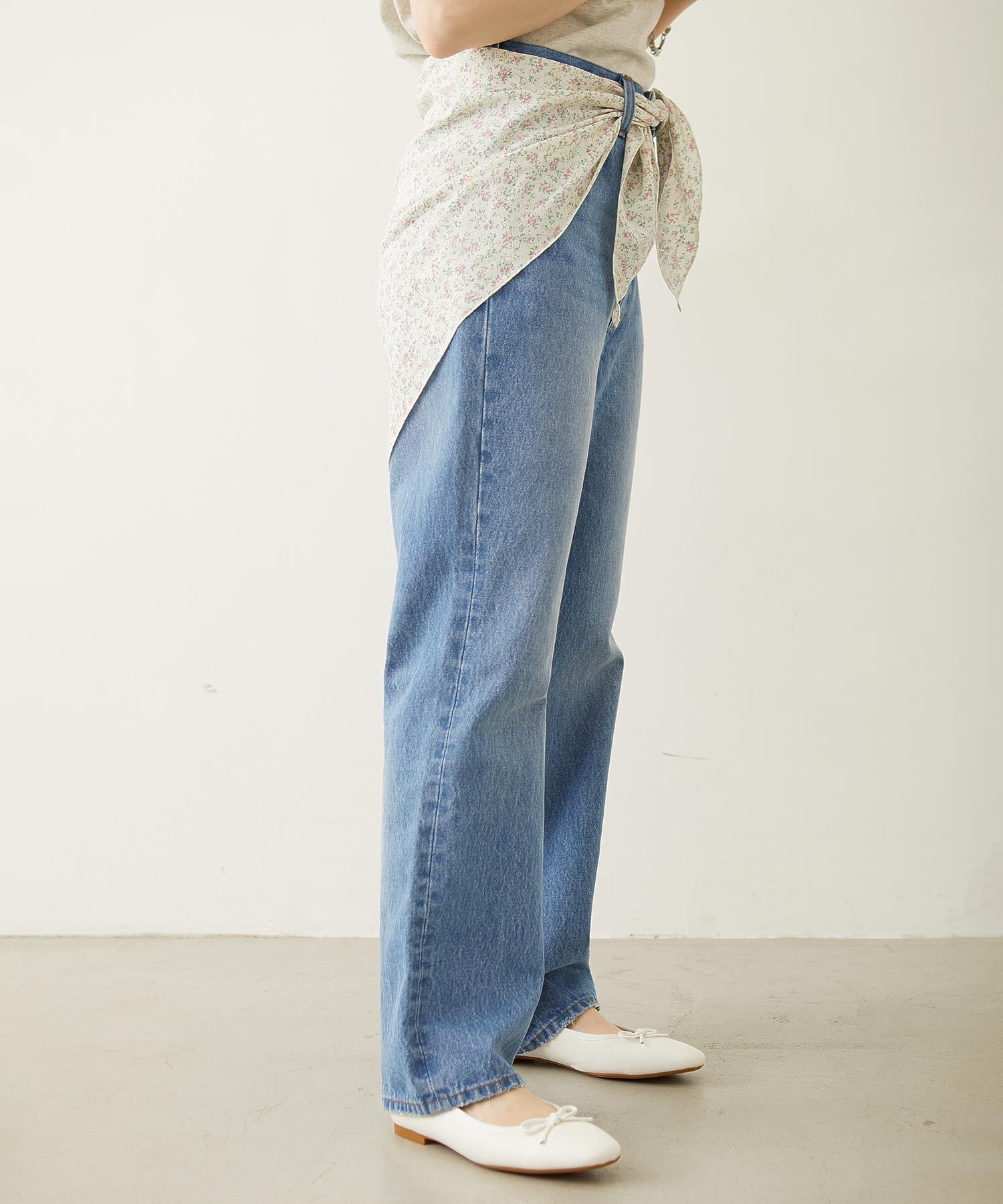 STRAIGHT DENIM PANTS