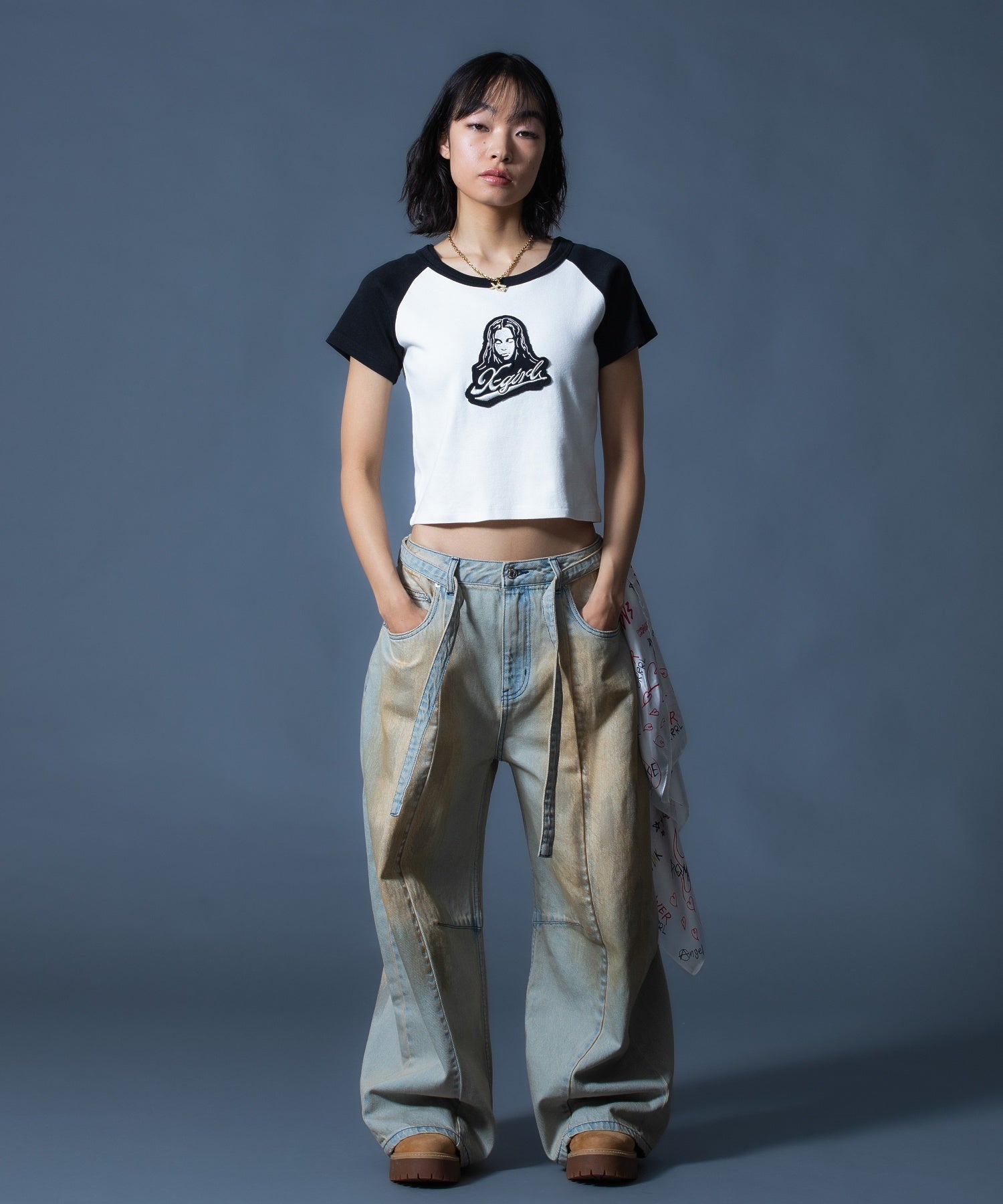 FACE EMBROIDERED PATCH RAGLAN S/S BABY TEE