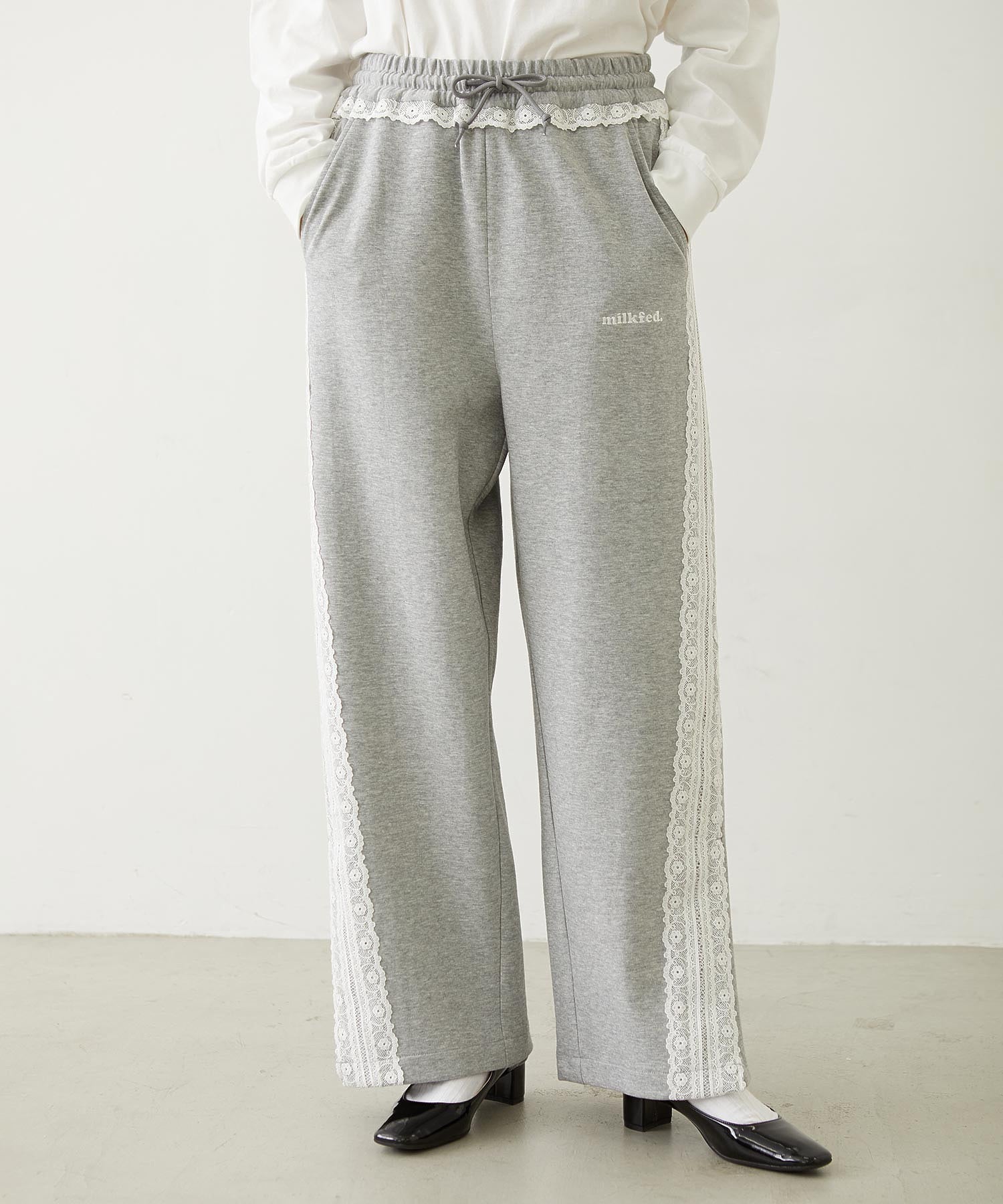 LACE LINE PANTS