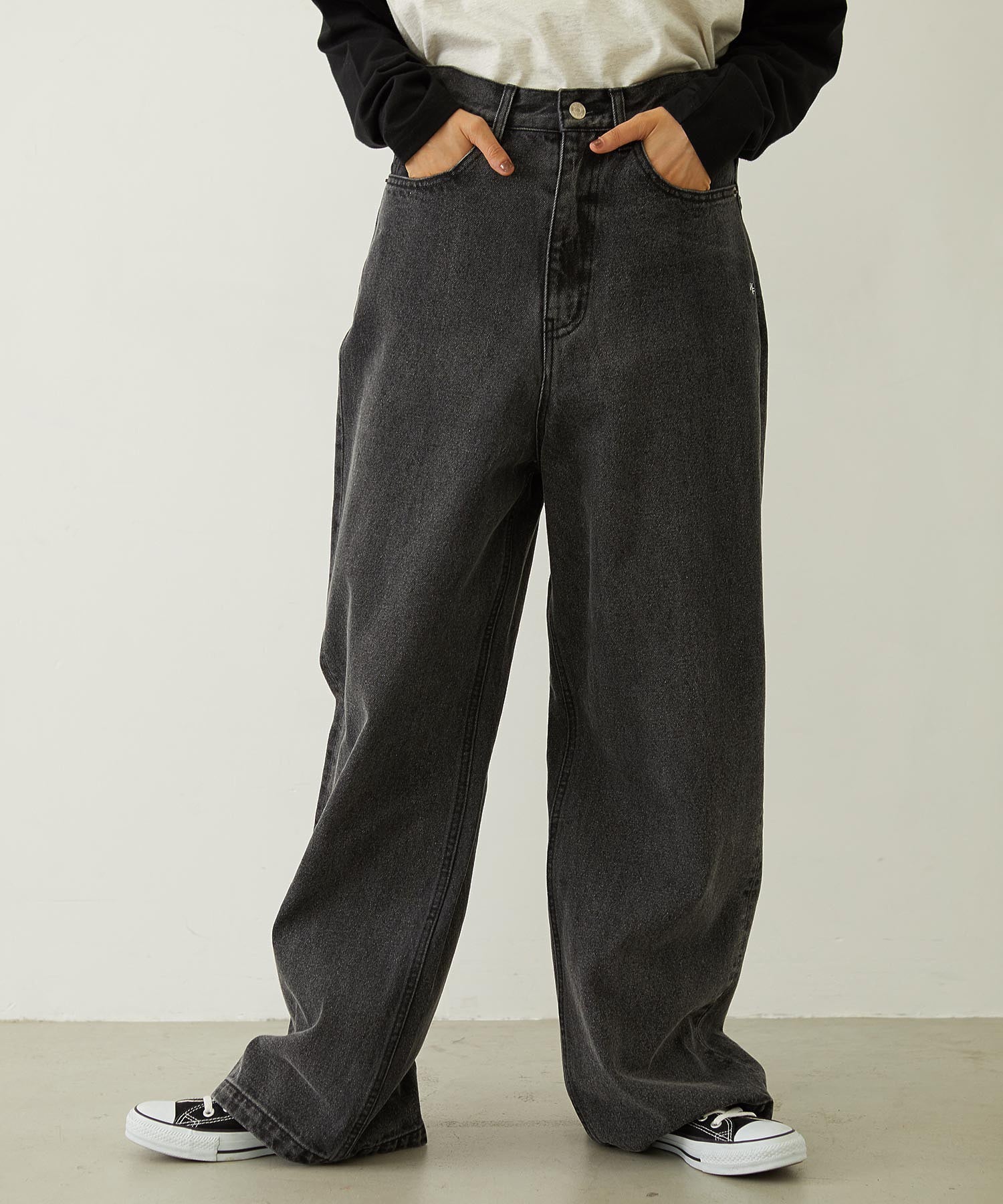 BOYFRIEND LOOSE DENIM PANTS