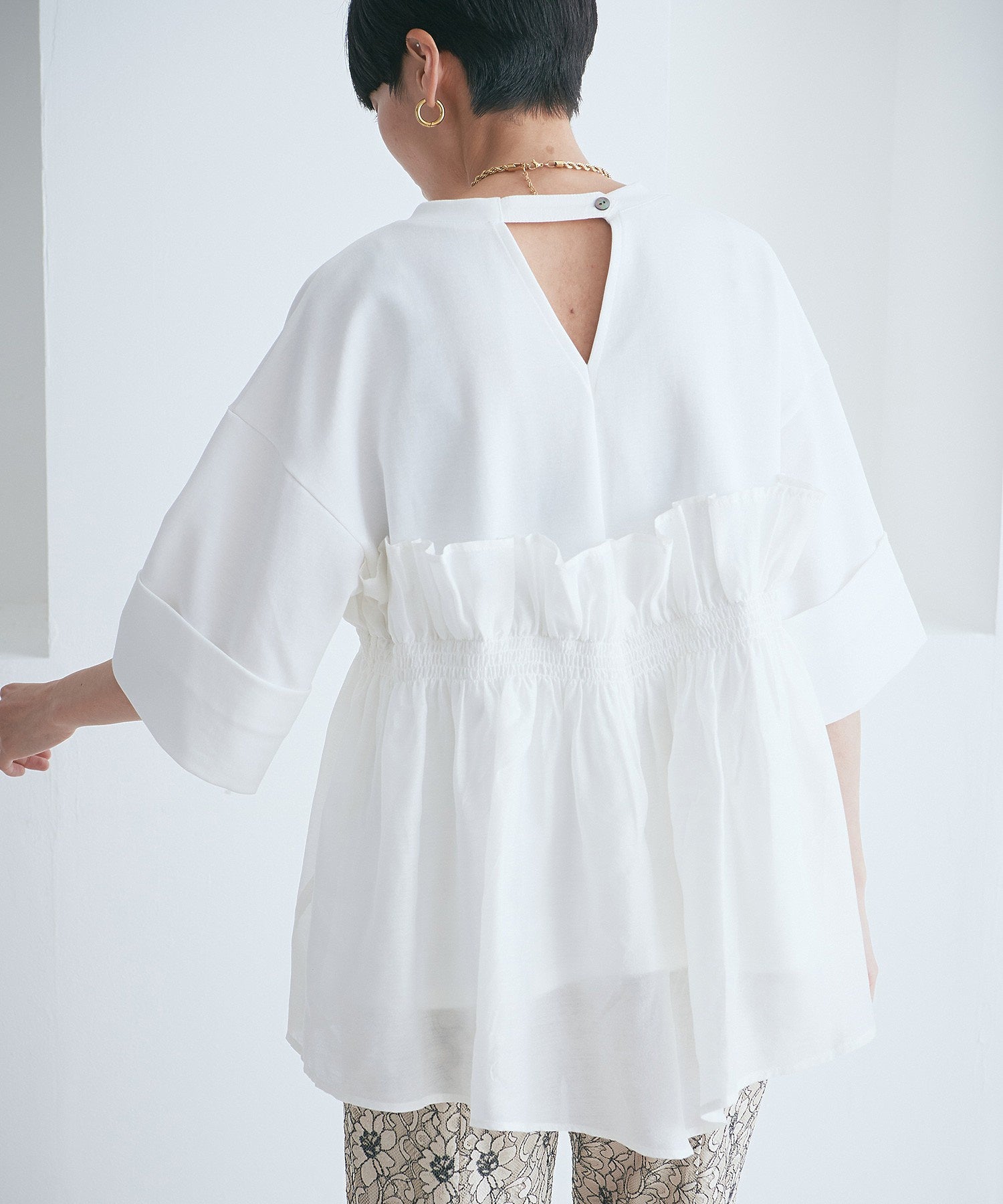 ドッキングフリルカットソー