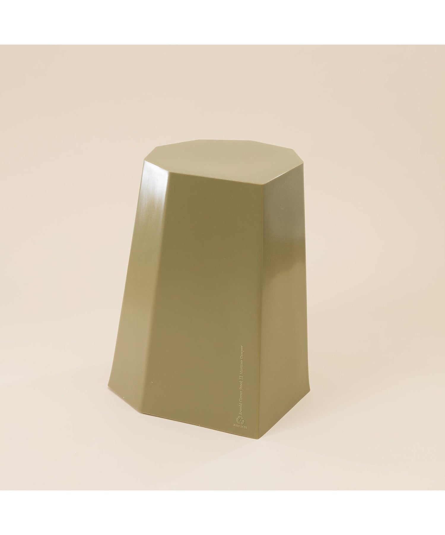 Arnold Circus Stool / Martino Gamper