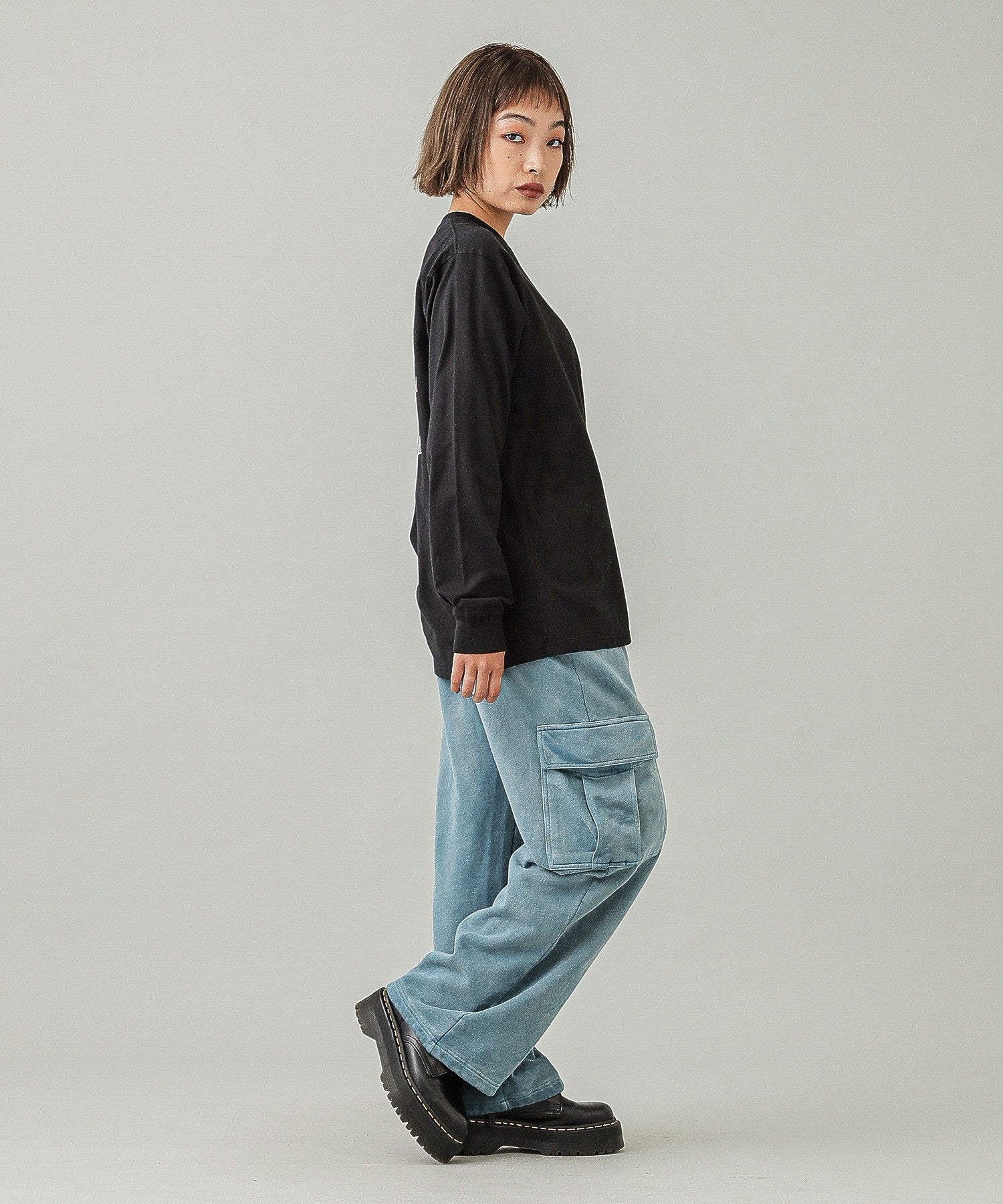 LOOSE FIT SWEAT CARGO PANTS