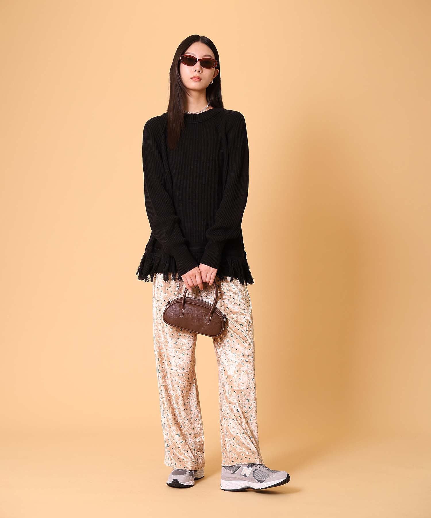 オーバーサイズフリンジニットプルオーバー