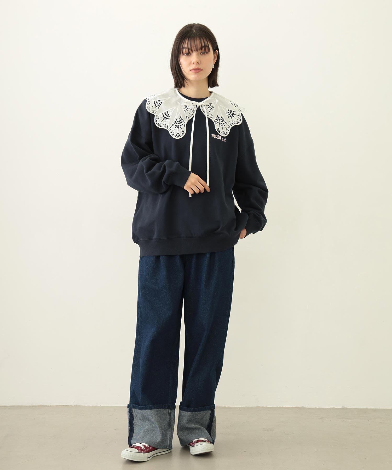 ICING LOGO WIDE CREW SWEAT TOP