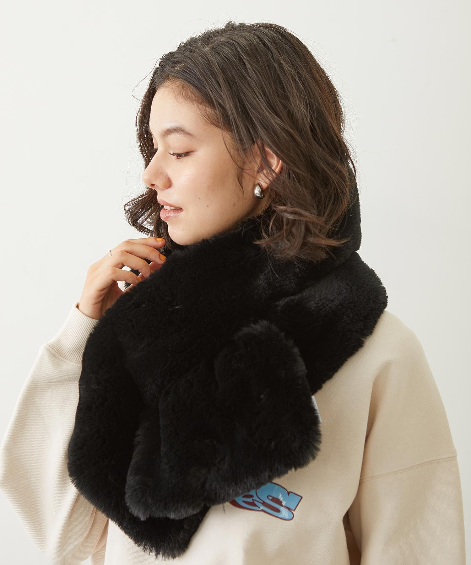 CHERRY QUILTED REVERSIBLE NYLON SCARF
