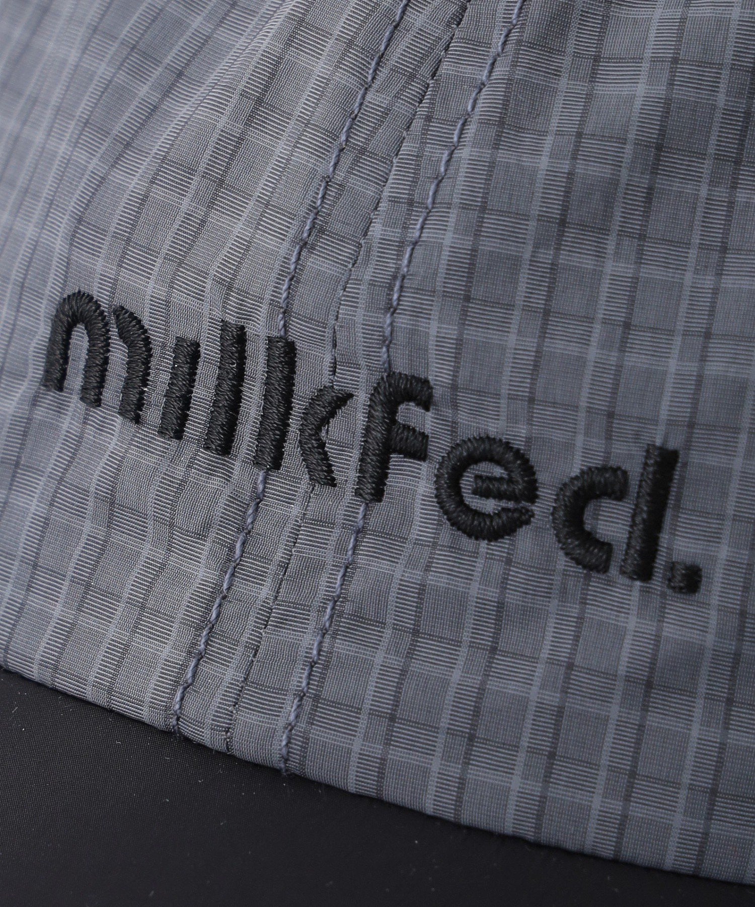 CUT OUT LOGO PLAID NYLON CAP