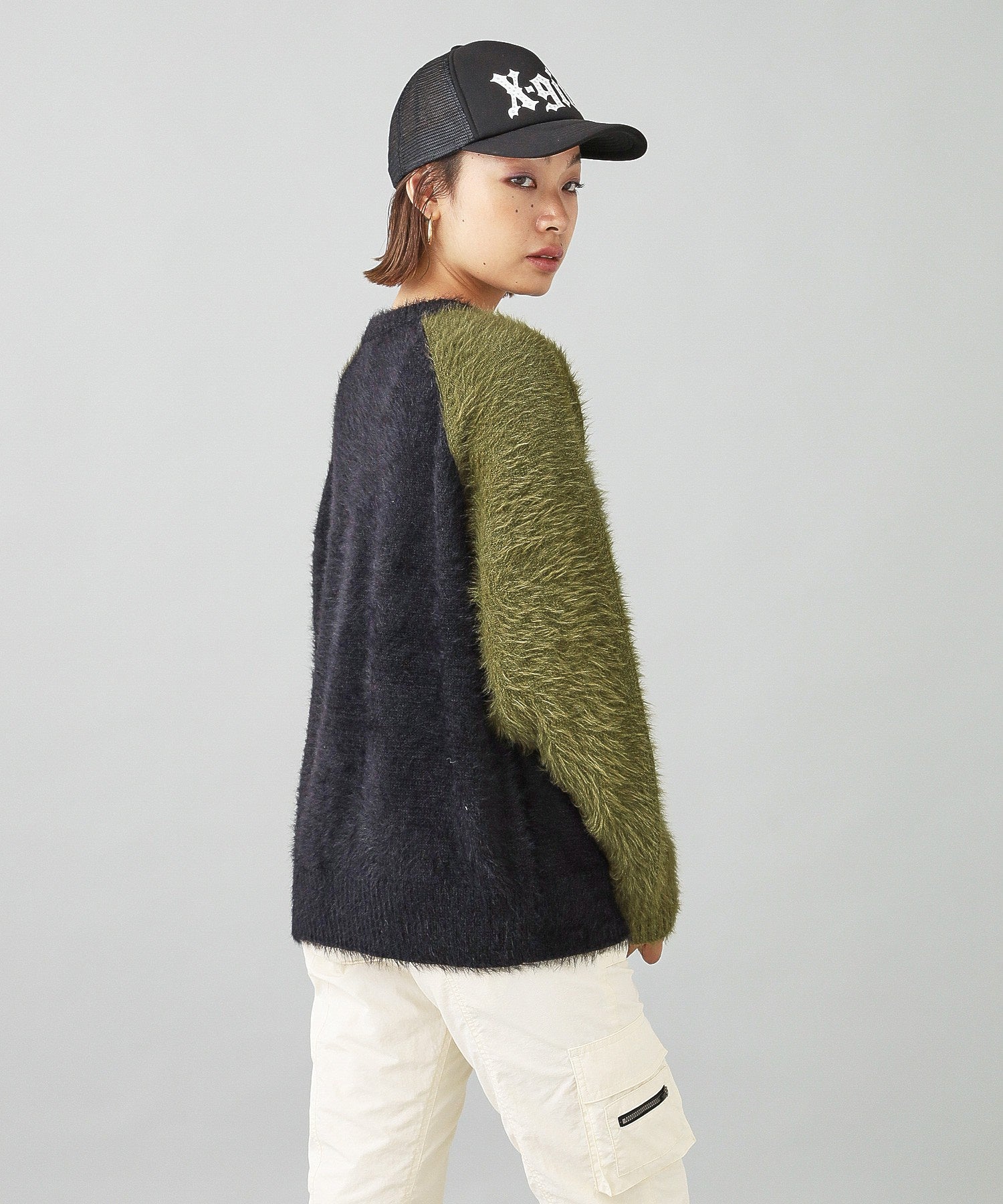 SHAGGY KNIT RAGLAN SLEEVE TOP