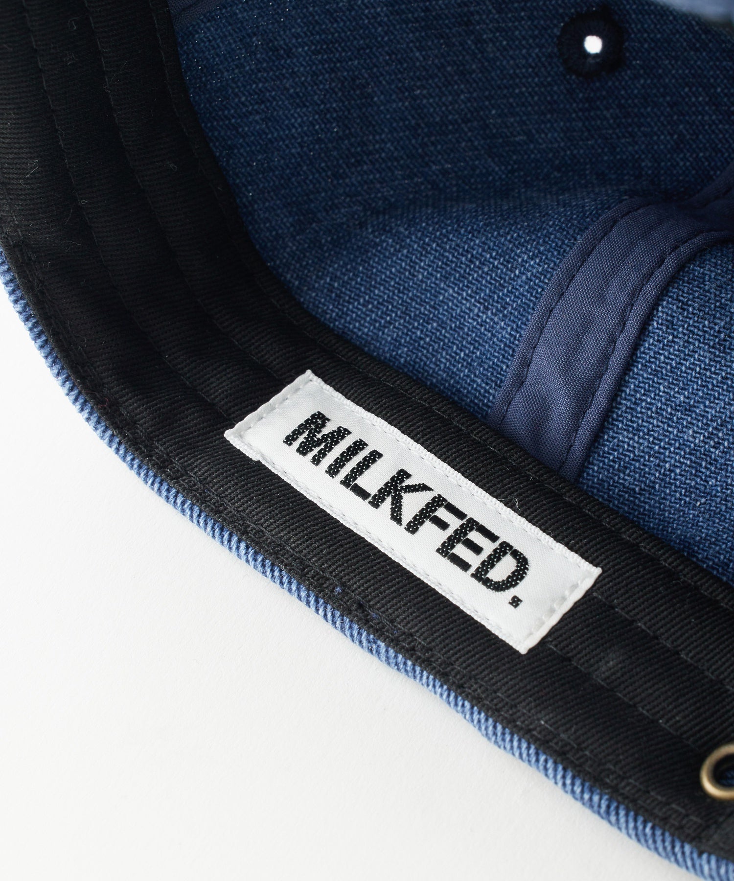 FRAYED LOGO PATCH CAP