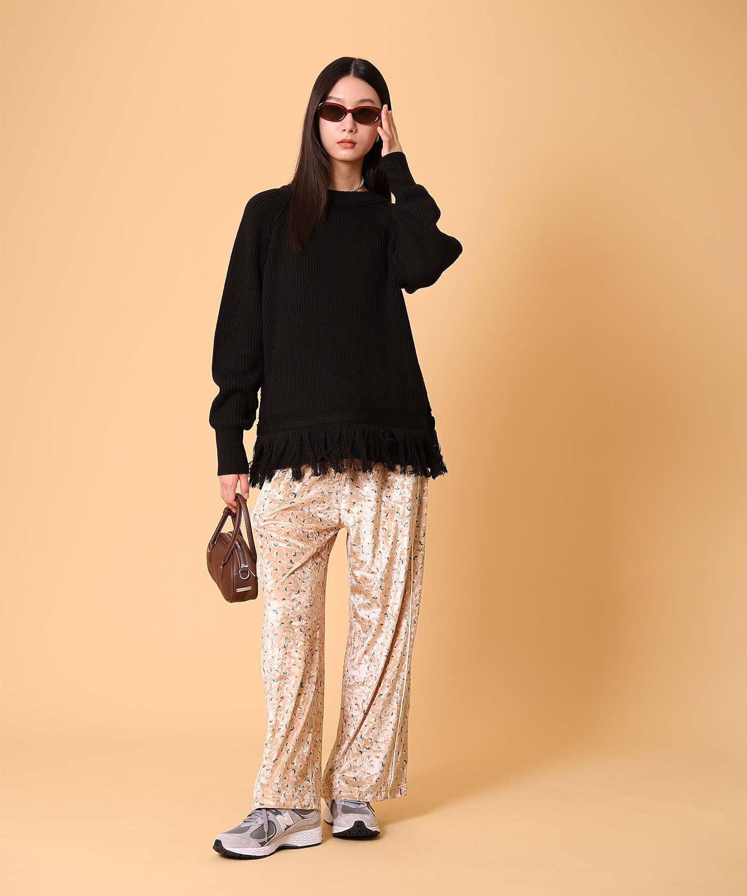 オーバーサイズフリンジニットプルオーバー