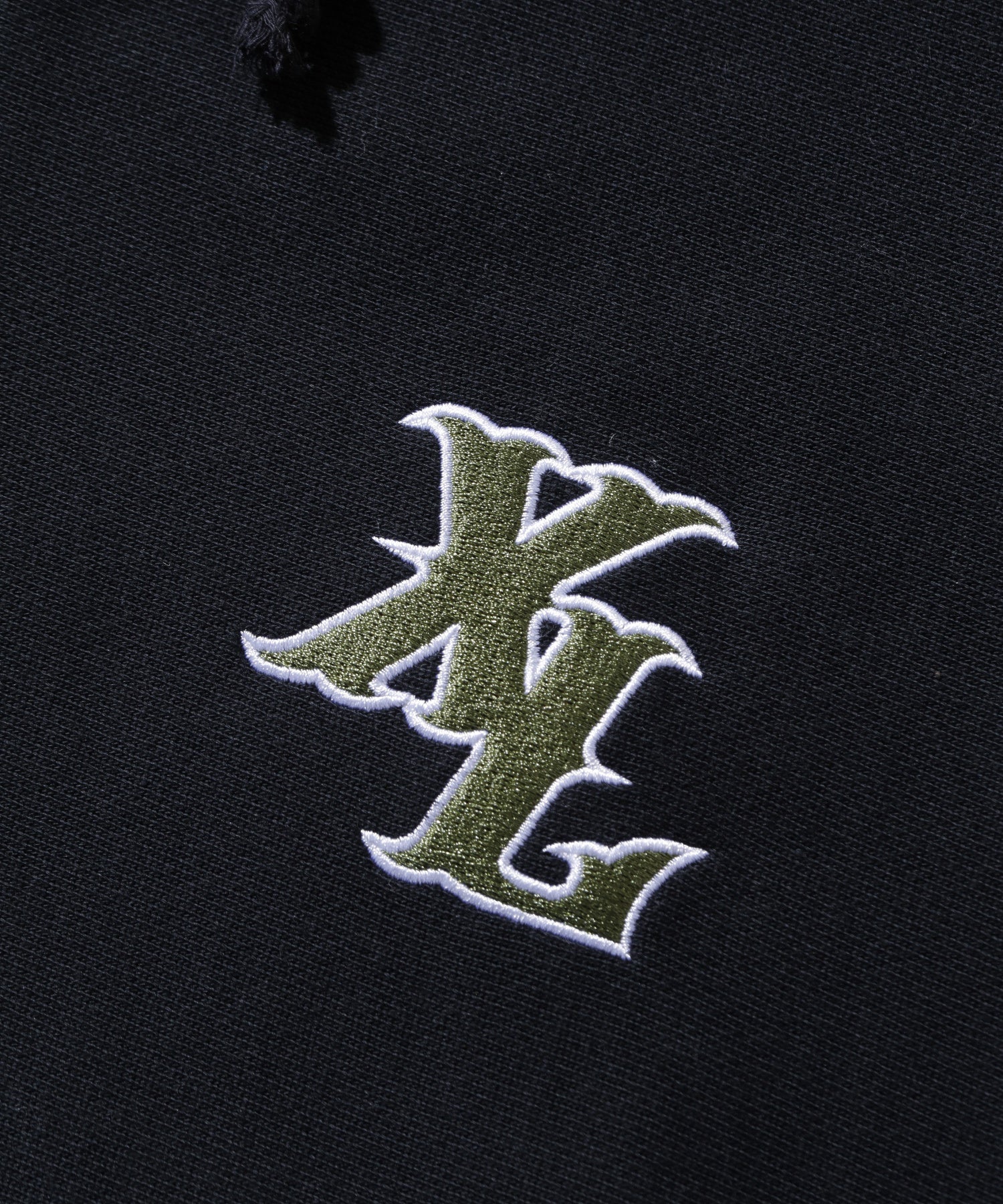 XLARGE×Champion ZIP UP HOODED SWEATSHIRT