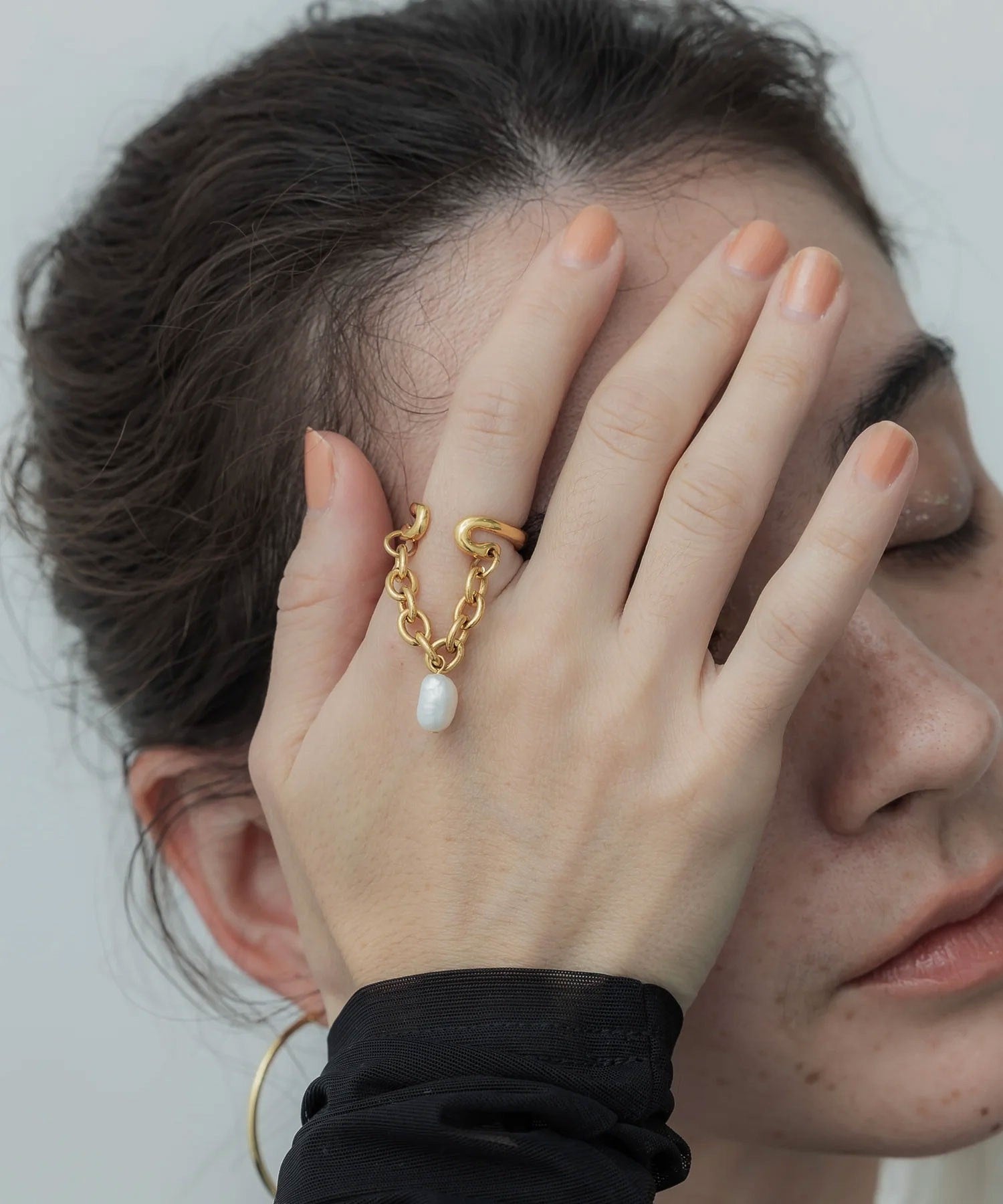 loni/IVY PEARL CHAIN RING