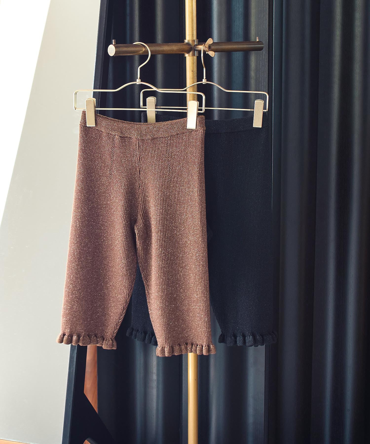 CREOLME/LAME KNIT HALF PANTS