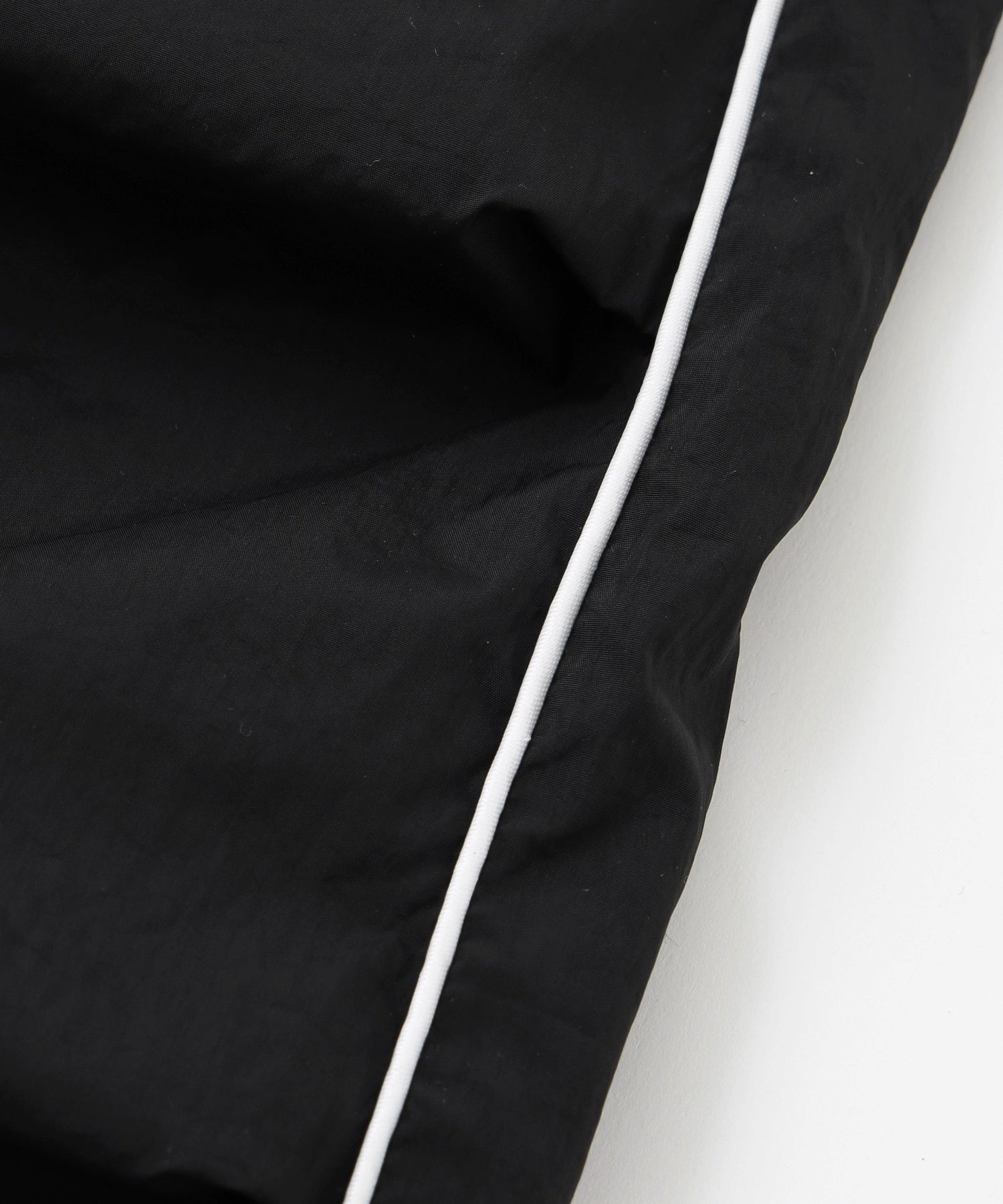 FACE LABEL TRACK PANTS