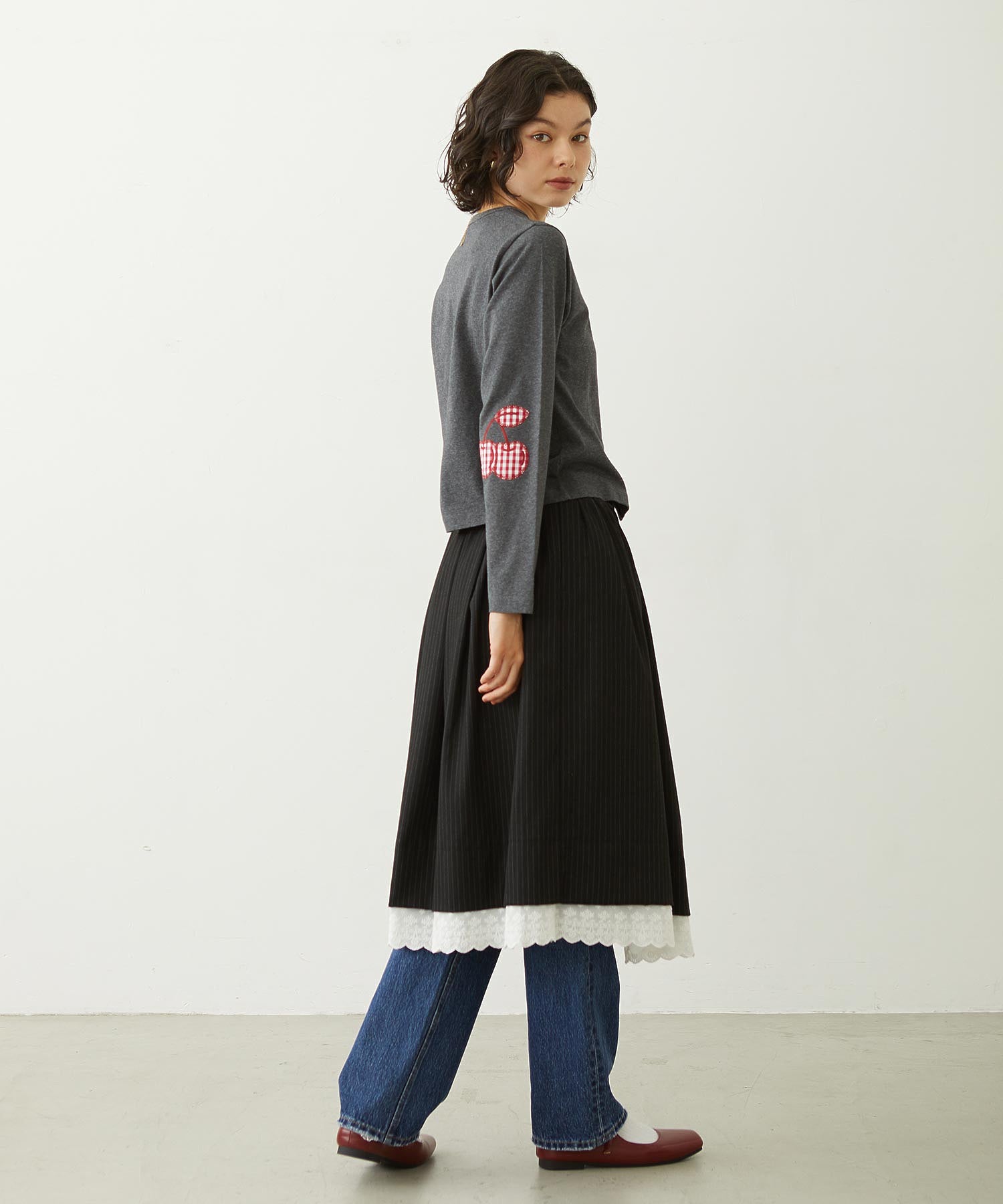 CHERRY ELBOW CARDIGAN