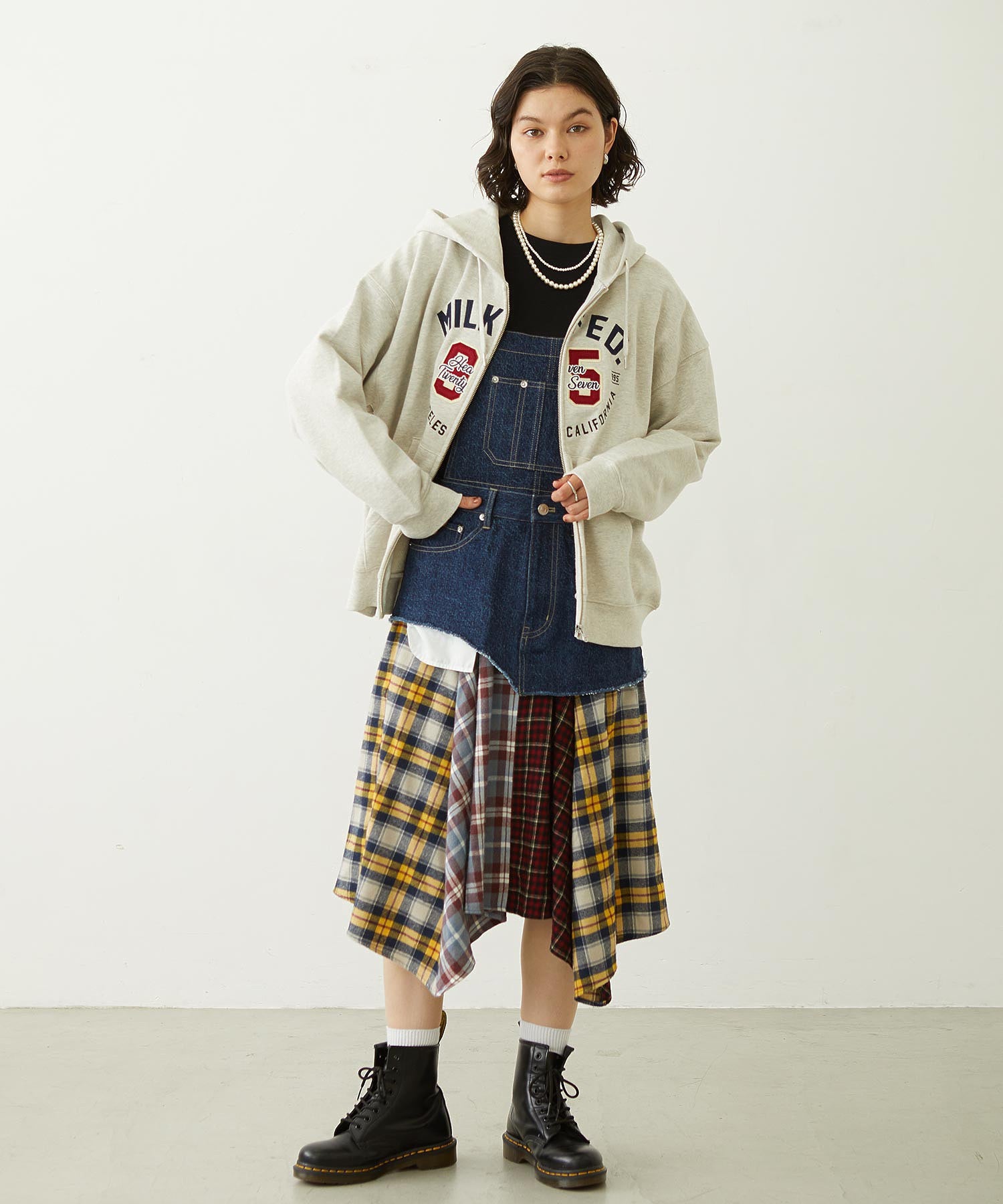 COLLEGE LOGO PATCH ZIP UP HOODIE