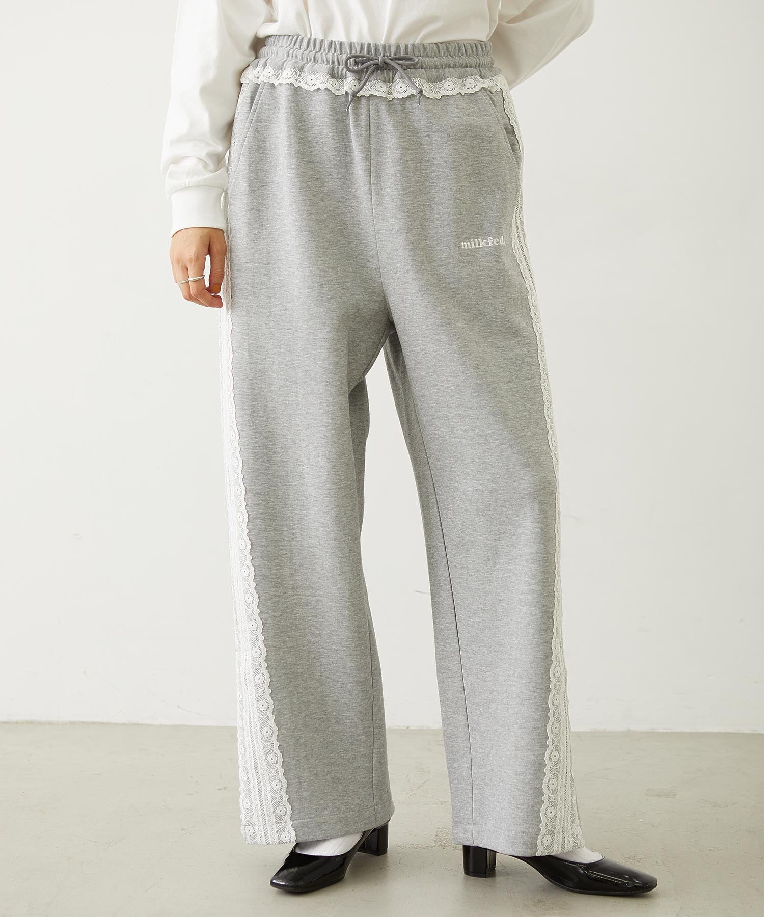 LACE LINE PANTS