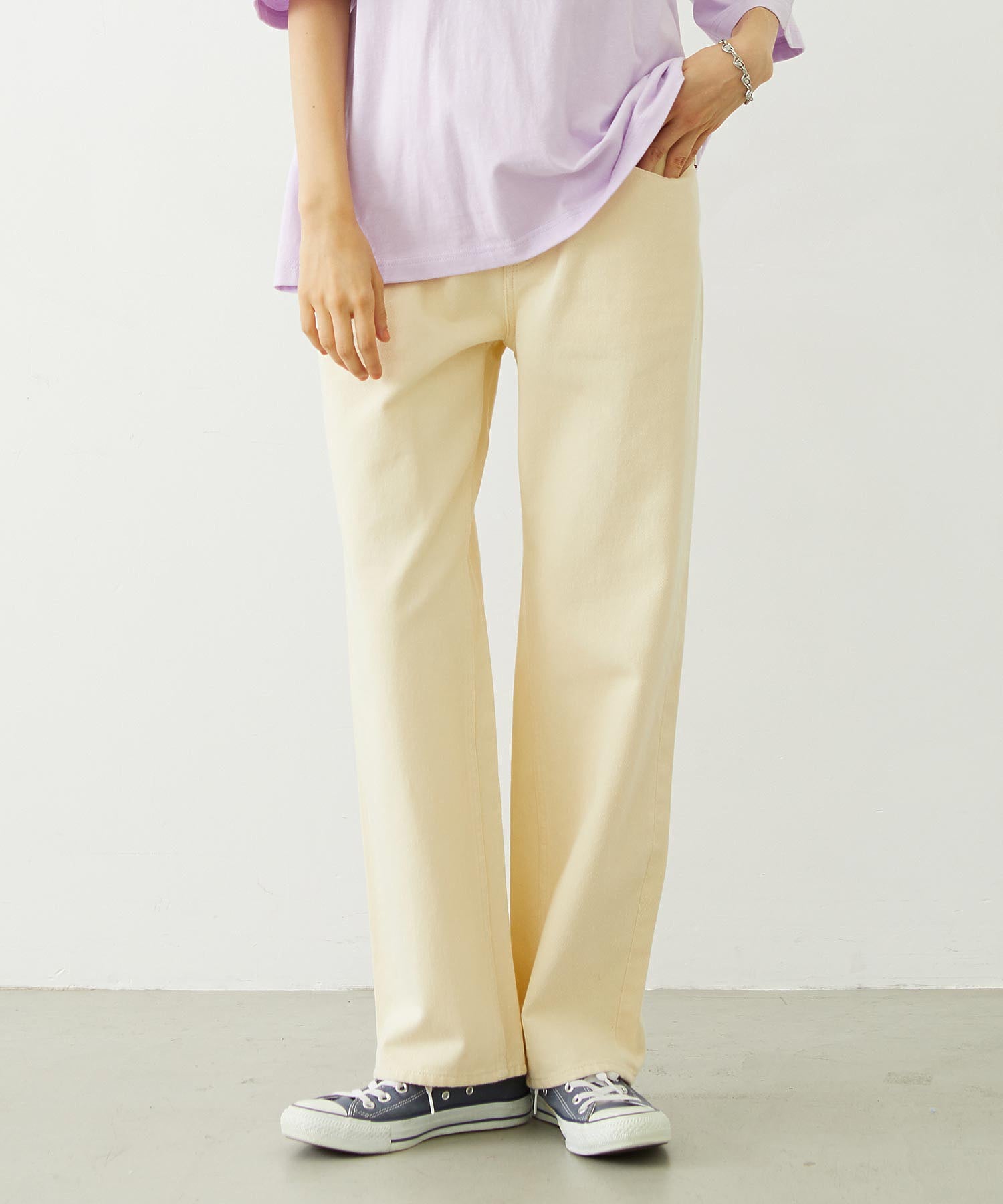 MILKFED. EMBROIDERED DENIM PANTS