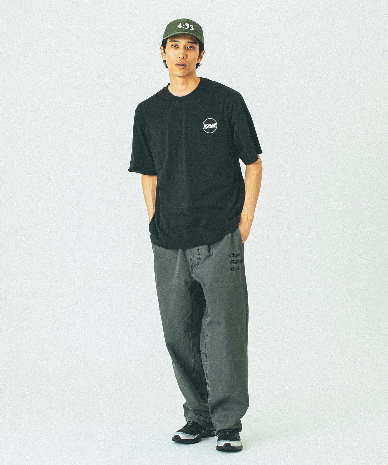 BOILER ROOM/ボイラールーム/CRACKED LOGO TEE SS25SS15