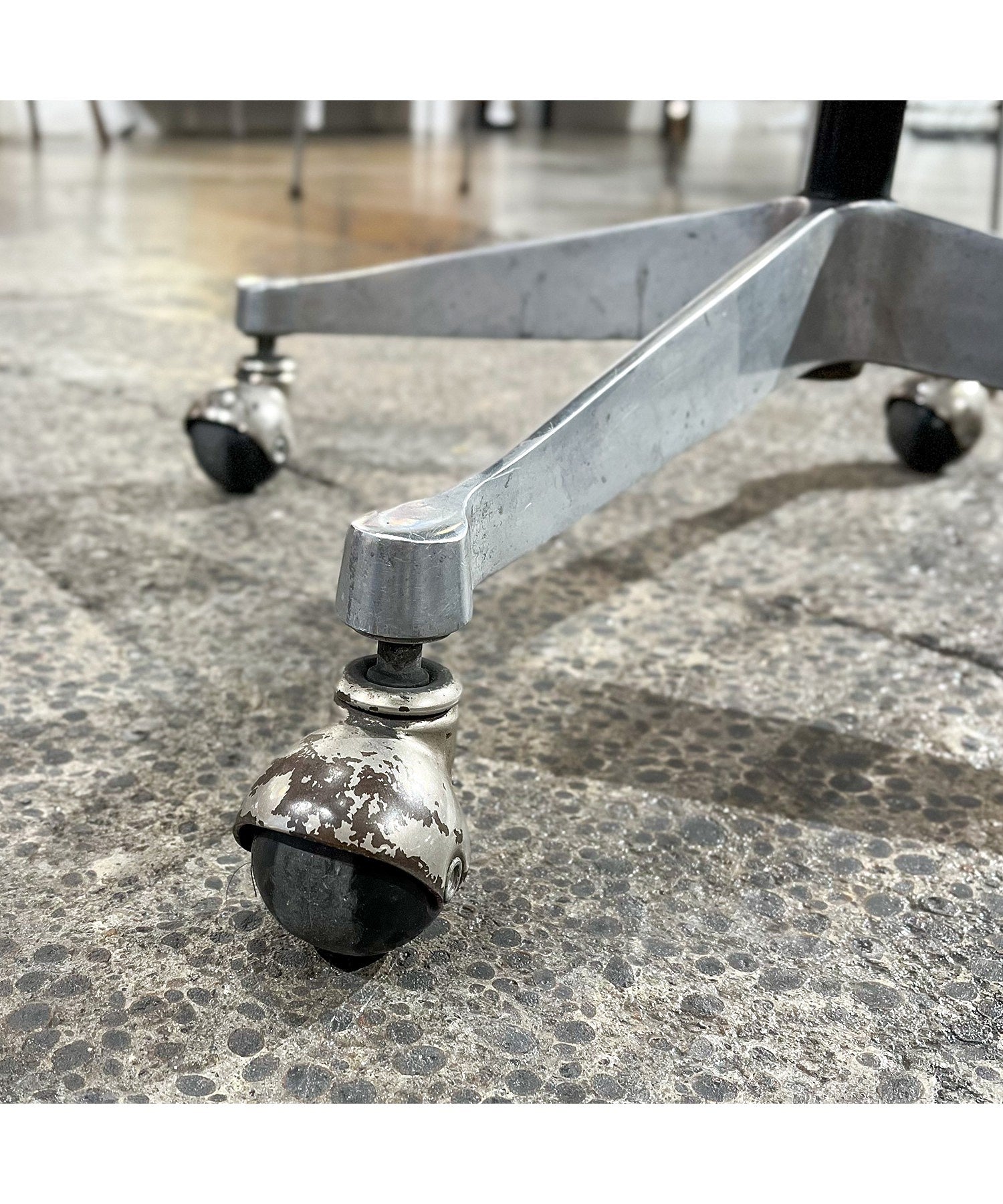 Eames Contract Caster Base / Vintage
