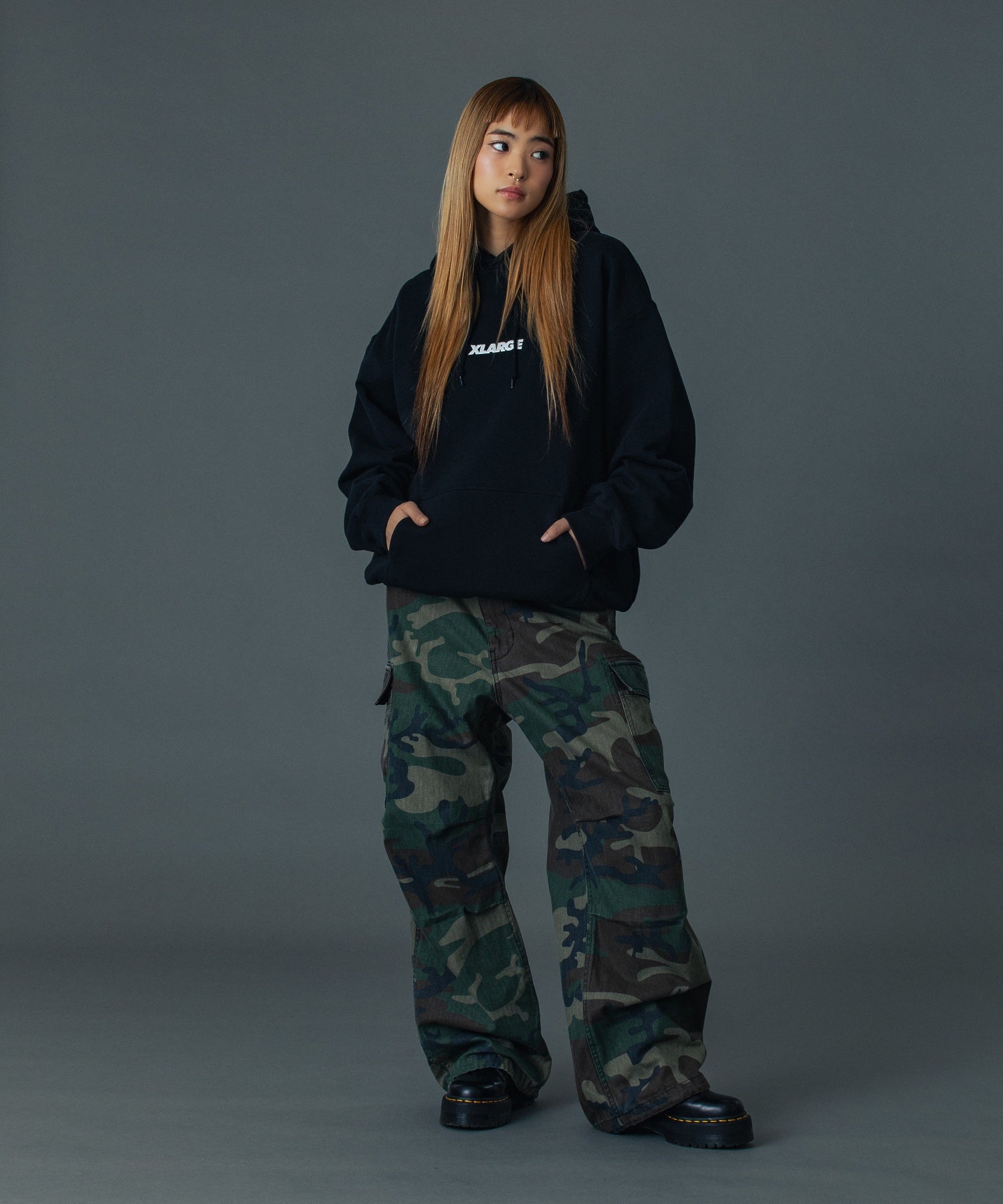 ROOM HOODED SWEATSHIRT