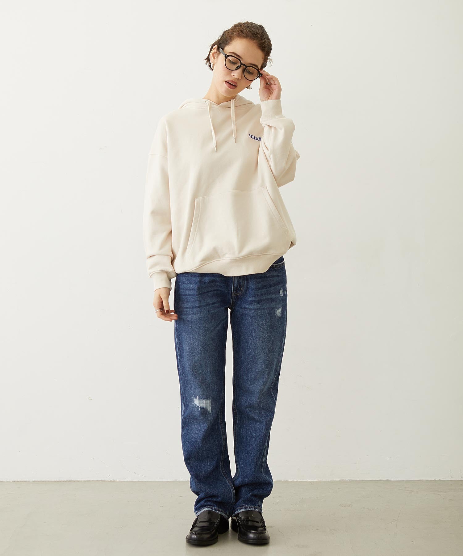 RIBBON EMBROIDERY SWEAT HOODIE