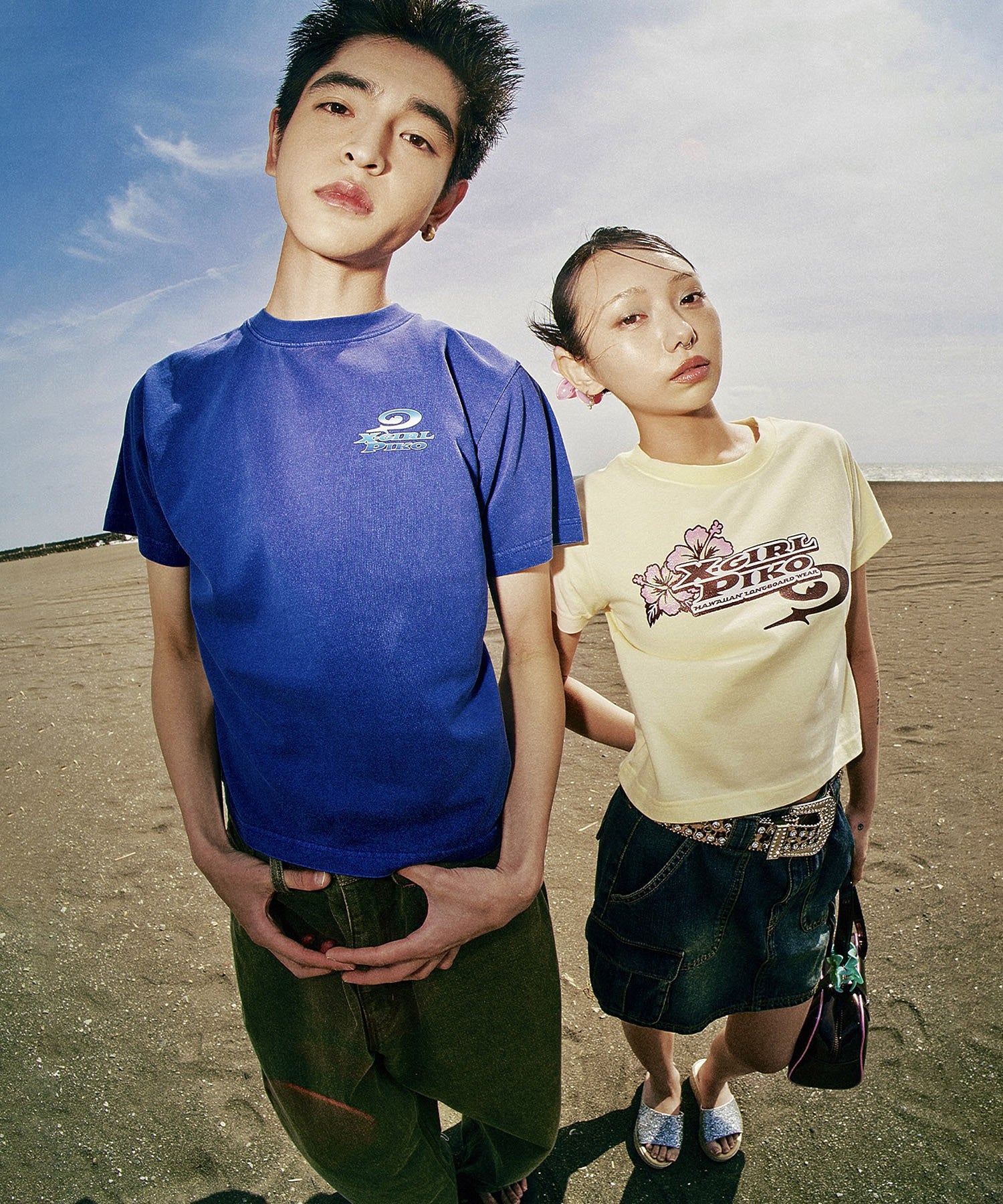 同コレクションでコンパクトTシャツも展開。
