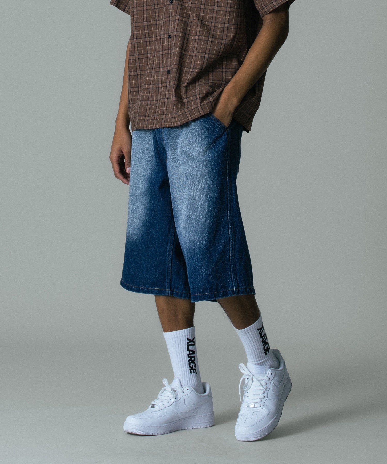 MODEL 身長185cm / 着用サイズ：34inch