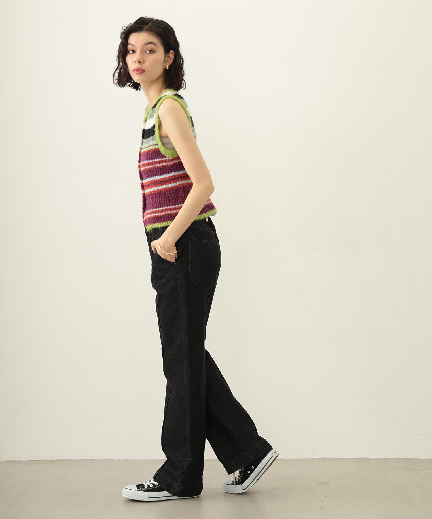 CENTER PLEAT DETAIL DENIM PANTS