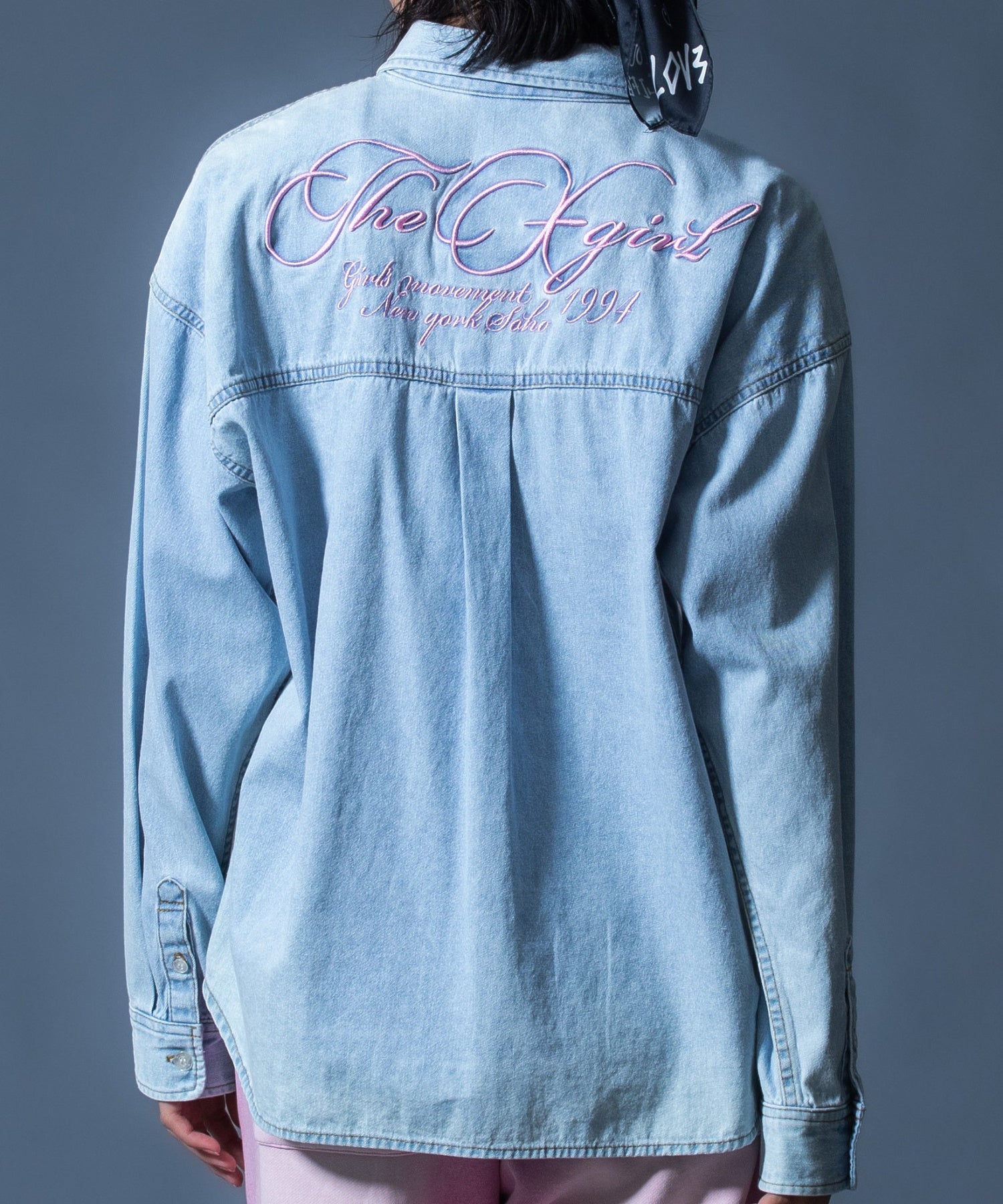 SCRIPT LOGO BLEACHED DENIM SHIRT