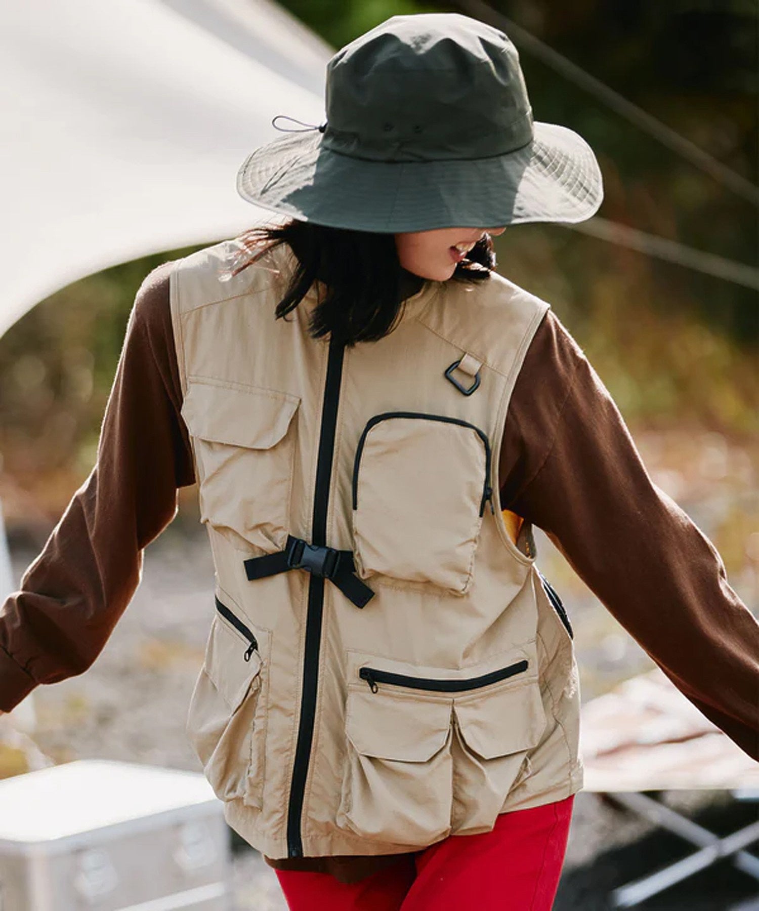 【KiU】AIR-CONDITIONED MULTIFUNCTIONAL VEST