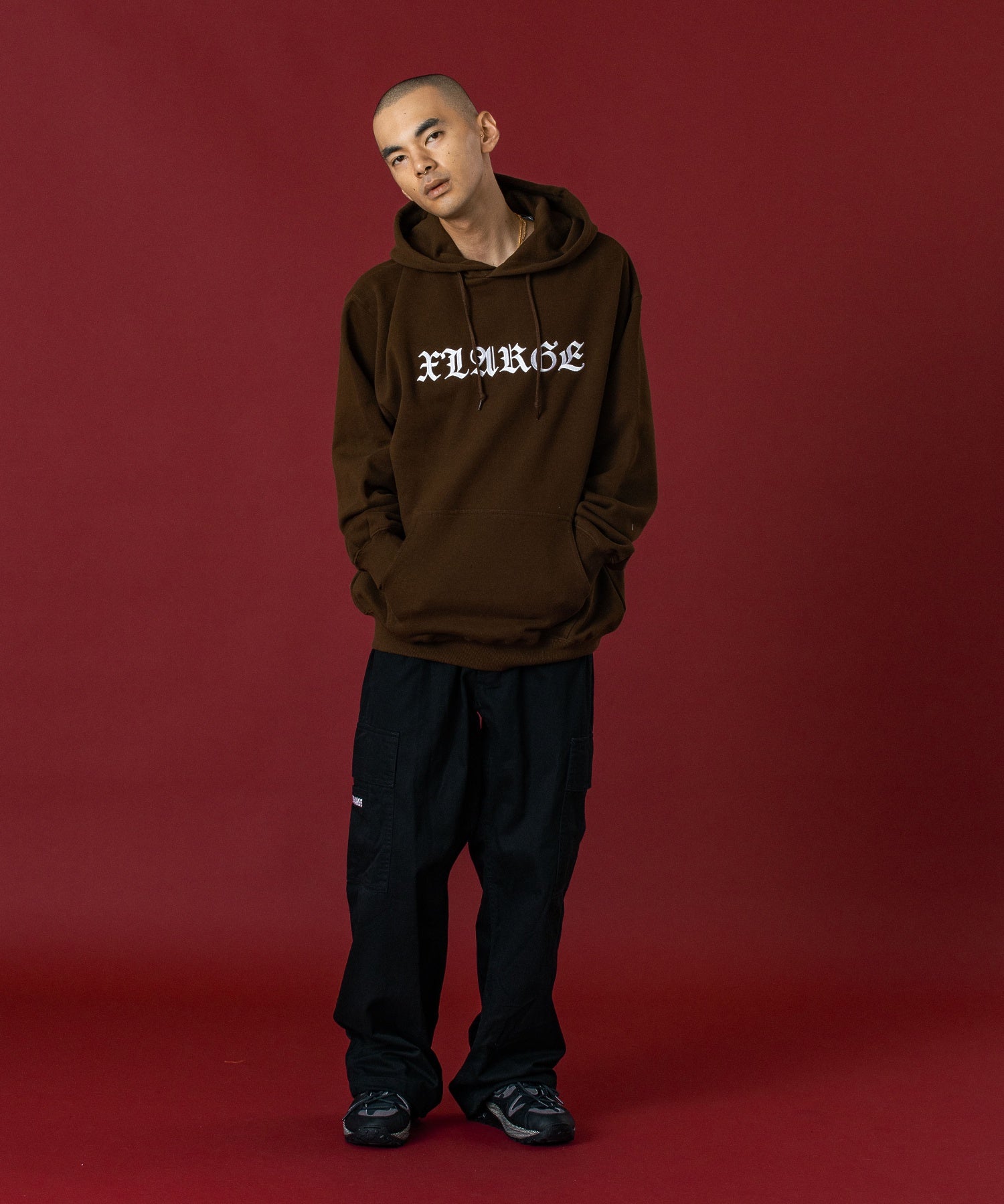 OLD ENGLISH PULLOVER HOODED SWEATSHIRT