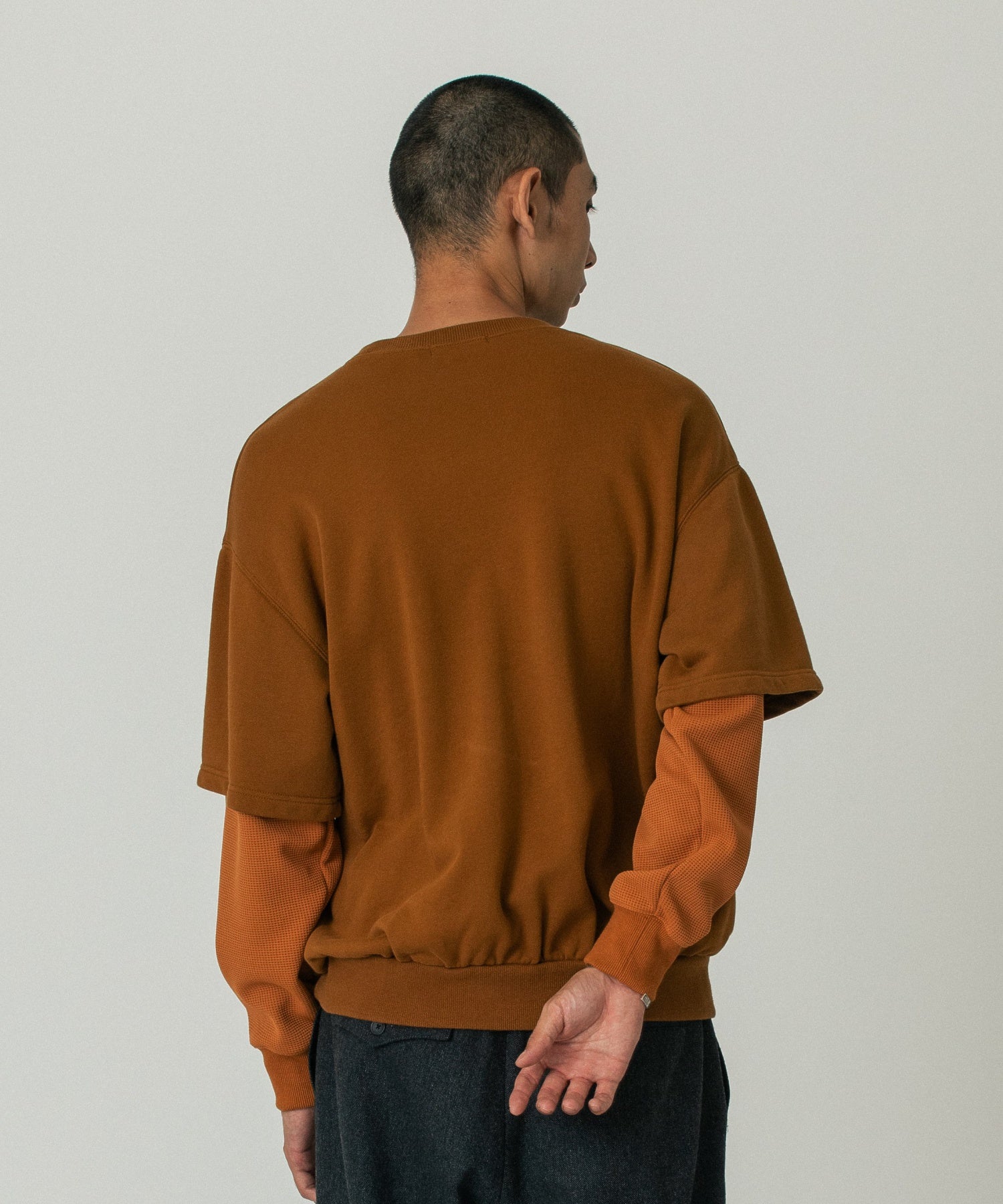 LAYERED SLEEVE CREW NECK