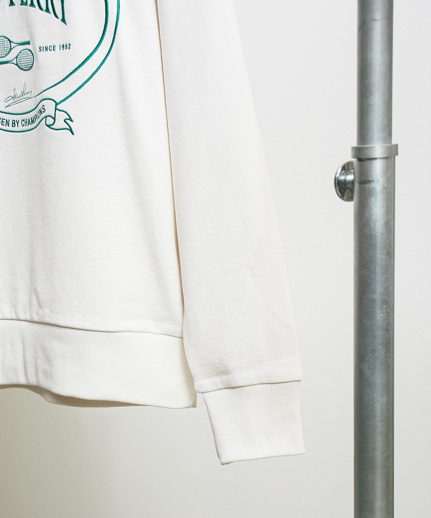 FRED PERRY/SWEATSHIRT