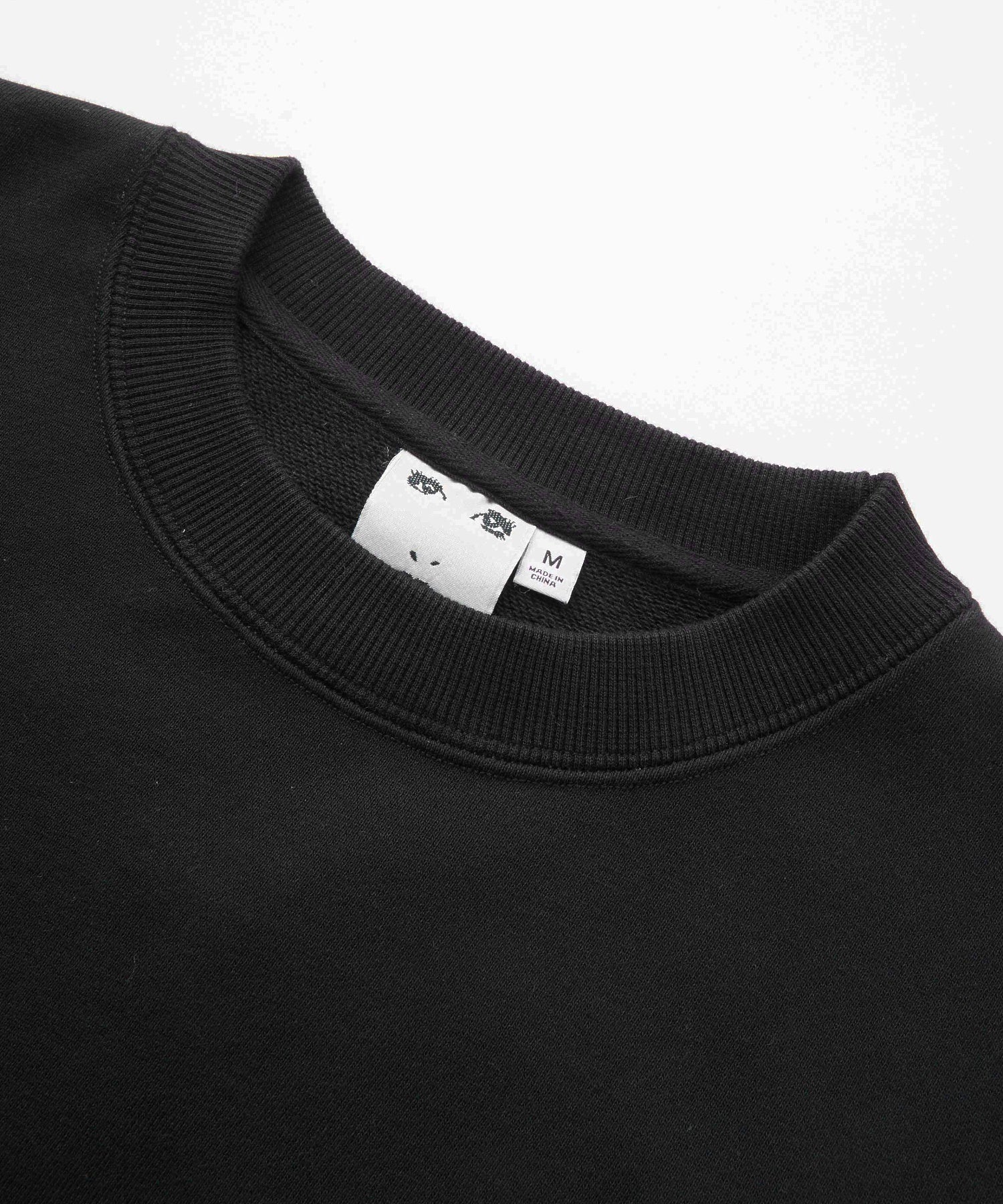 EMBROIDERY OVAL LOGO SWEAT TOP