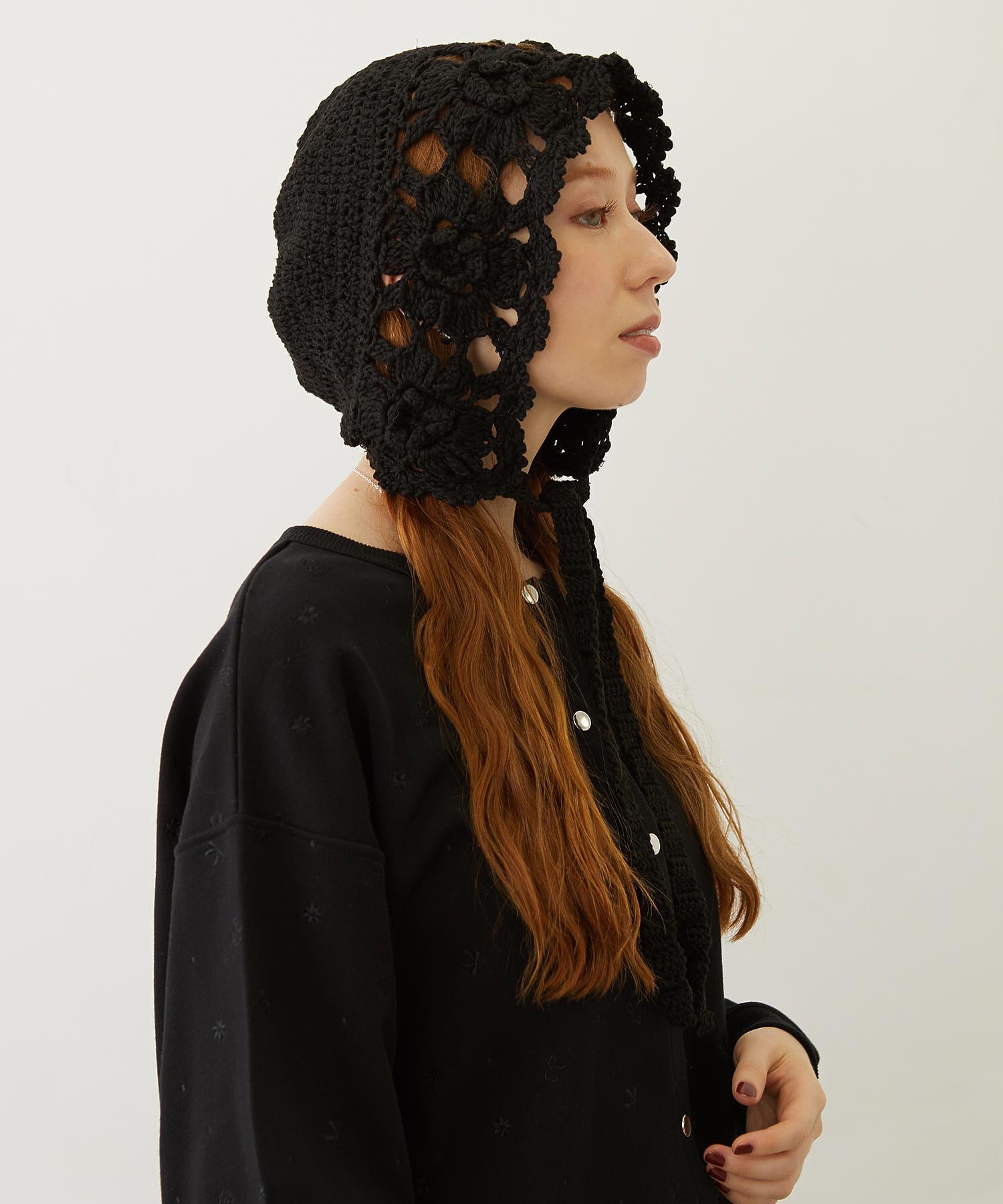 FLOWER KNIT BONNET