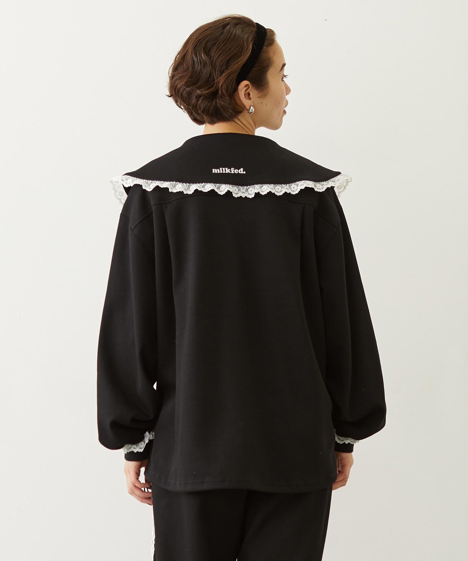 BIG COLLAR LACE JACKET