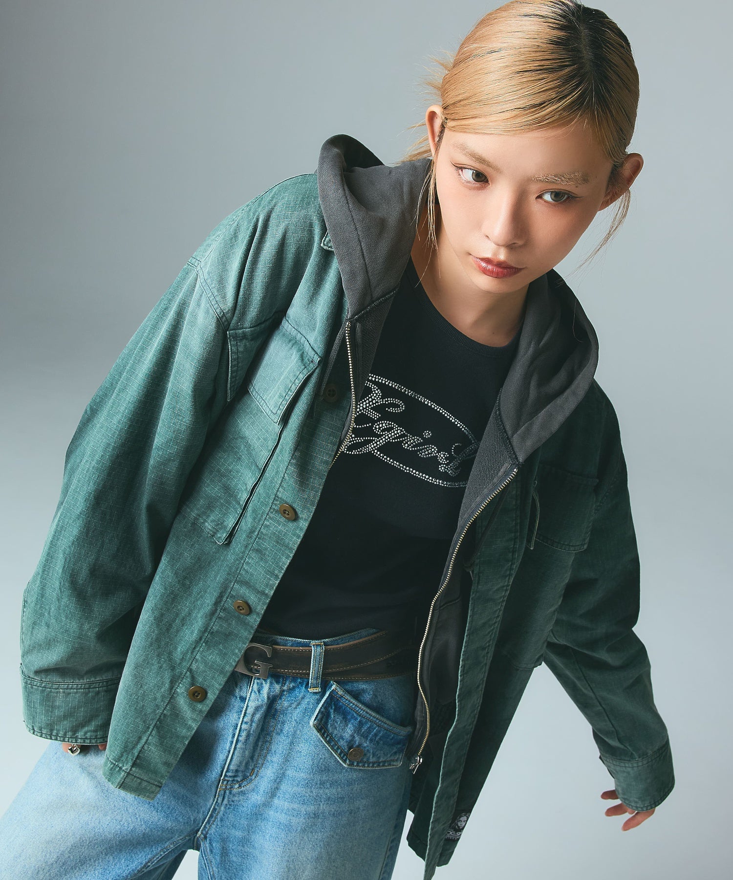 RHINESTONE OVAL CURSIVE LOGO S/S BABY TEE