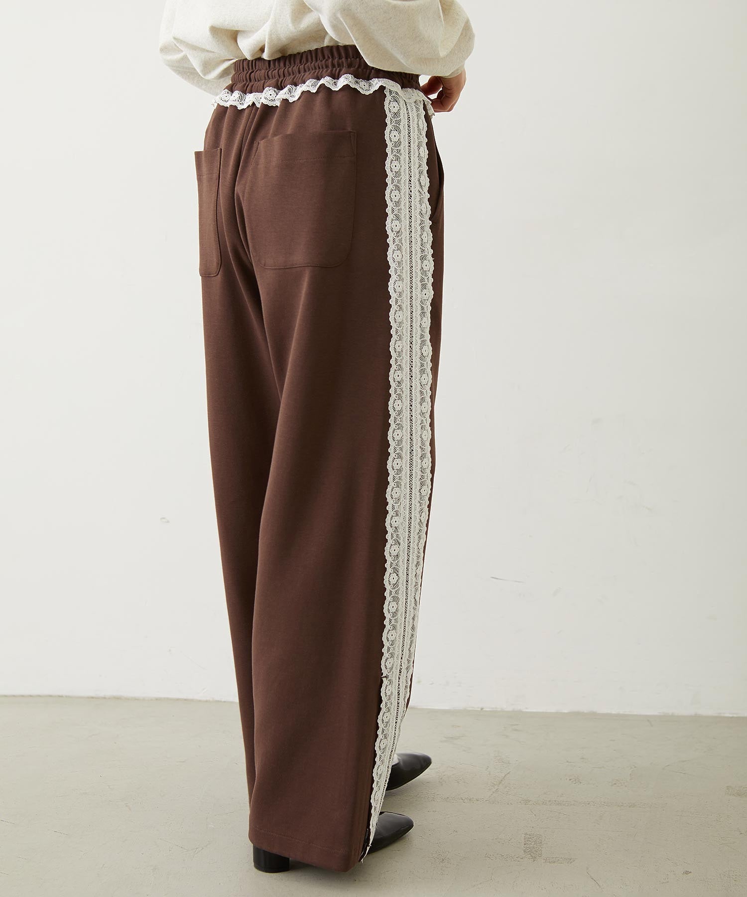 LACE LINE PANTS