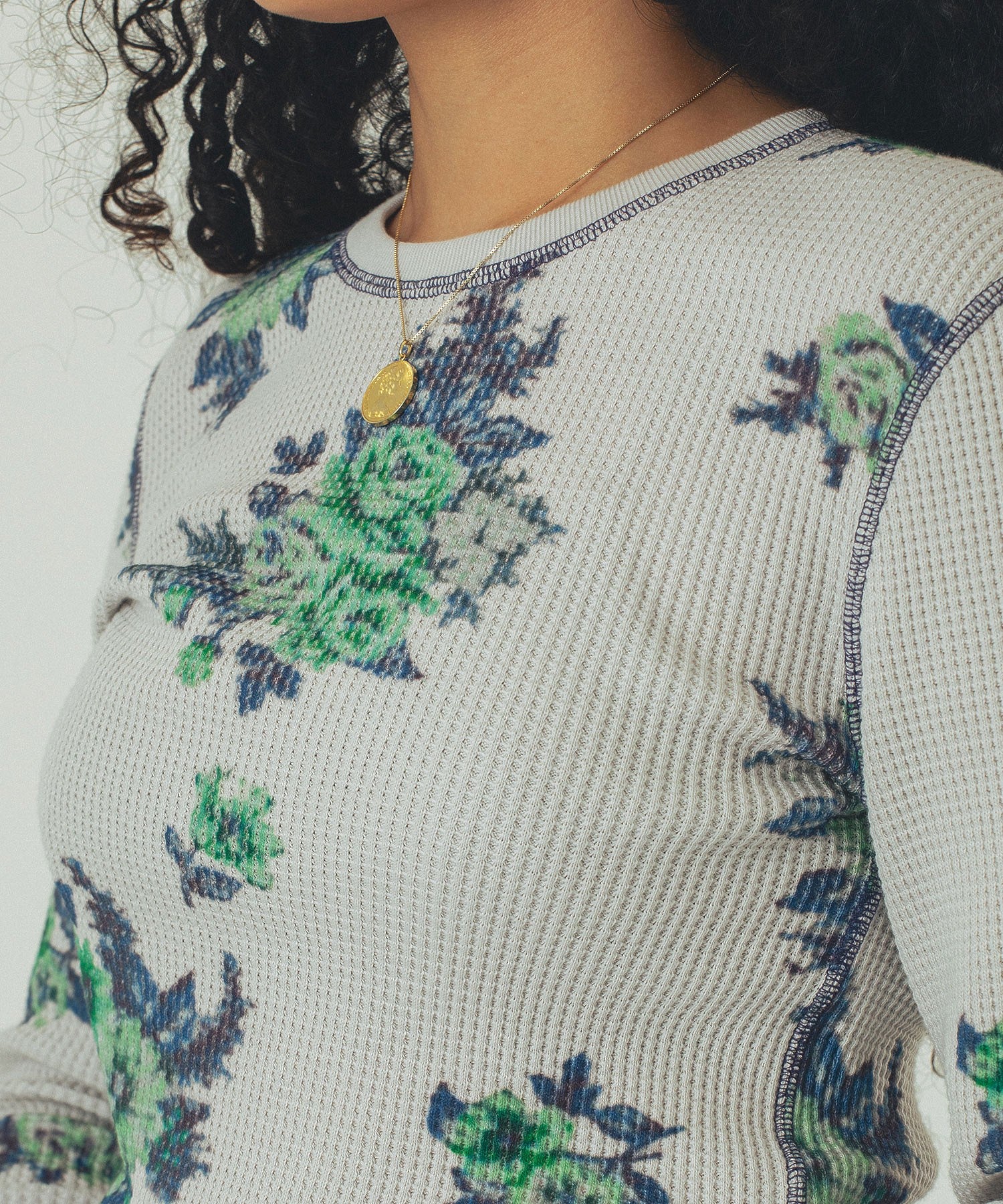 mag.by c/FLOWER PRINT WAFFLE TOP