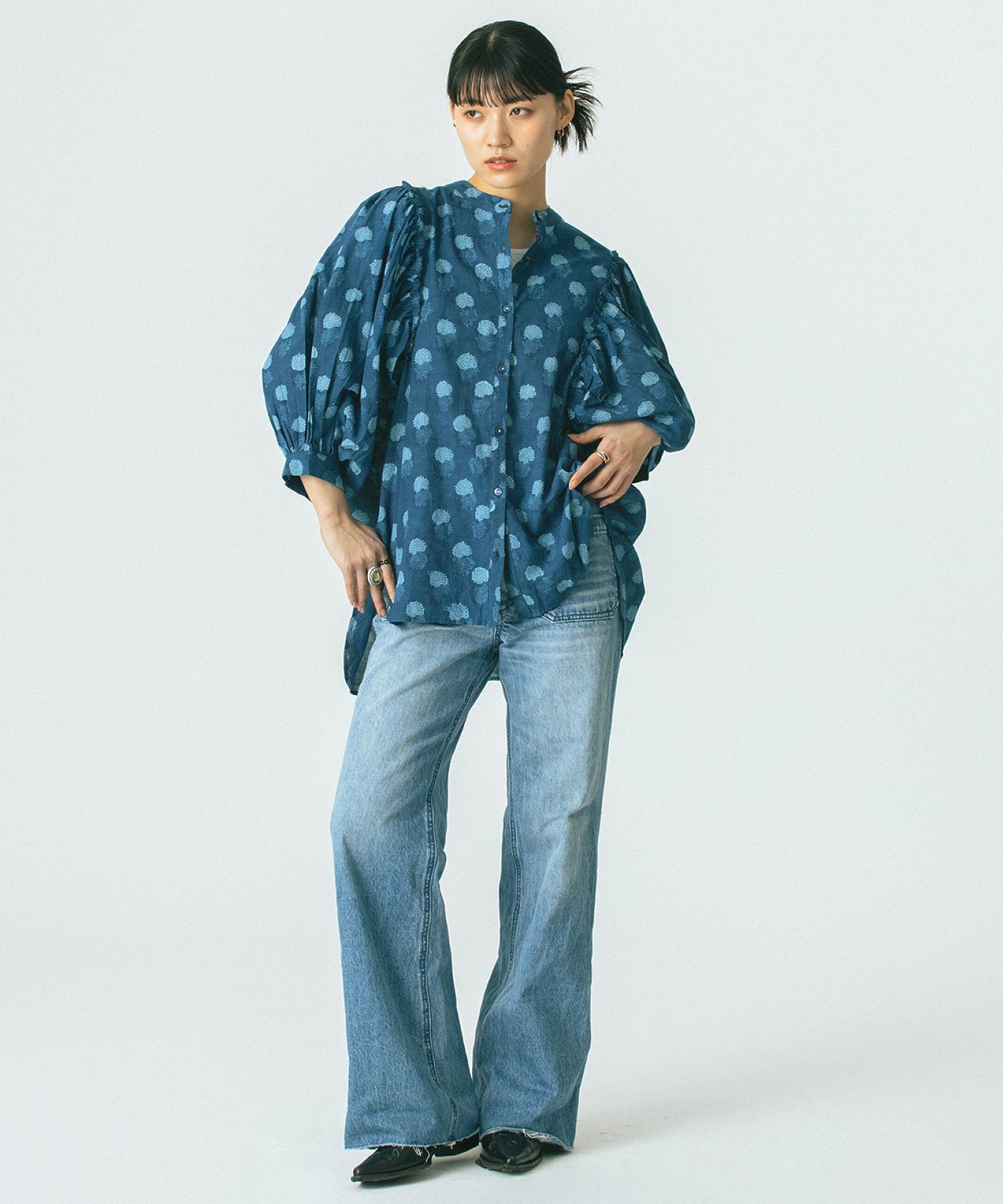 GENE HEAVENS/INDIGO FLOWER SHIRTS