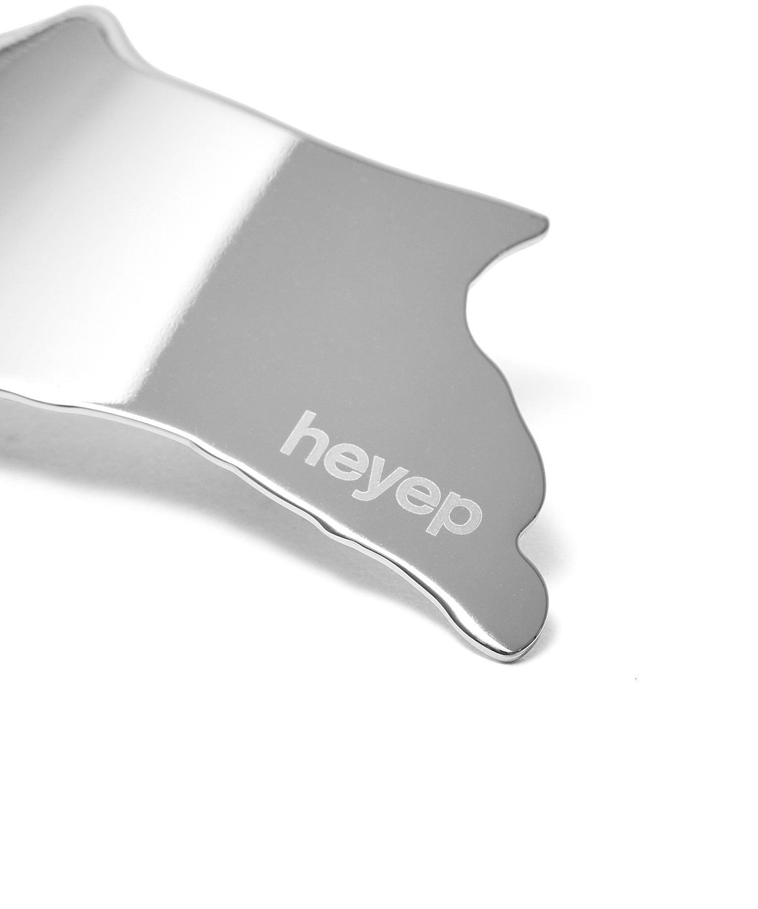 Heyep/MELTED METAL BARRETTE