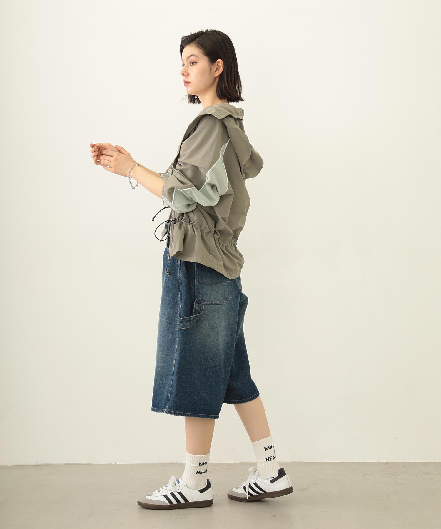 LINE PIPING JACKET