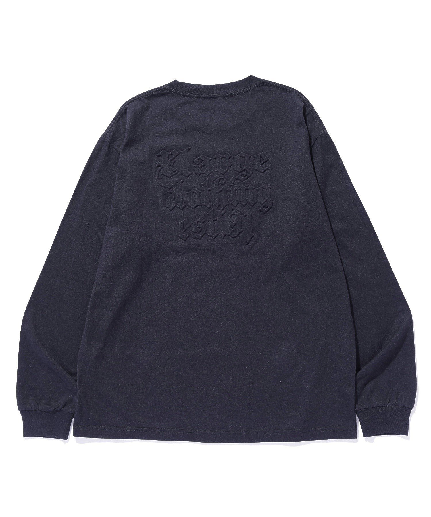 EMBOSSED OLD ENGLISH L/S TEE