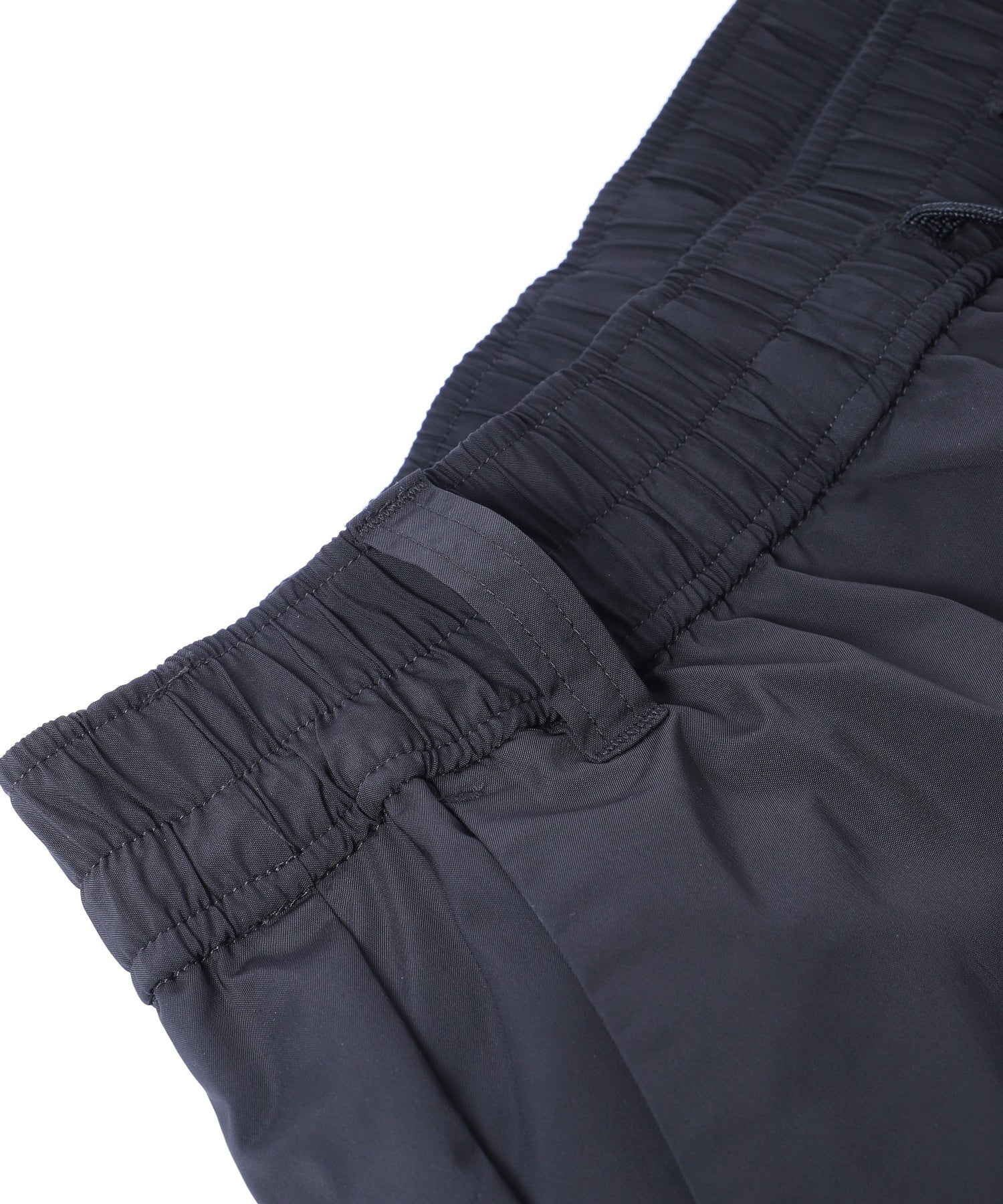 WHITE MOUNTAINEERING/ホワイトマウンテニアリング/WM×UMBRO EASY CARGO PANTS/BK2473402